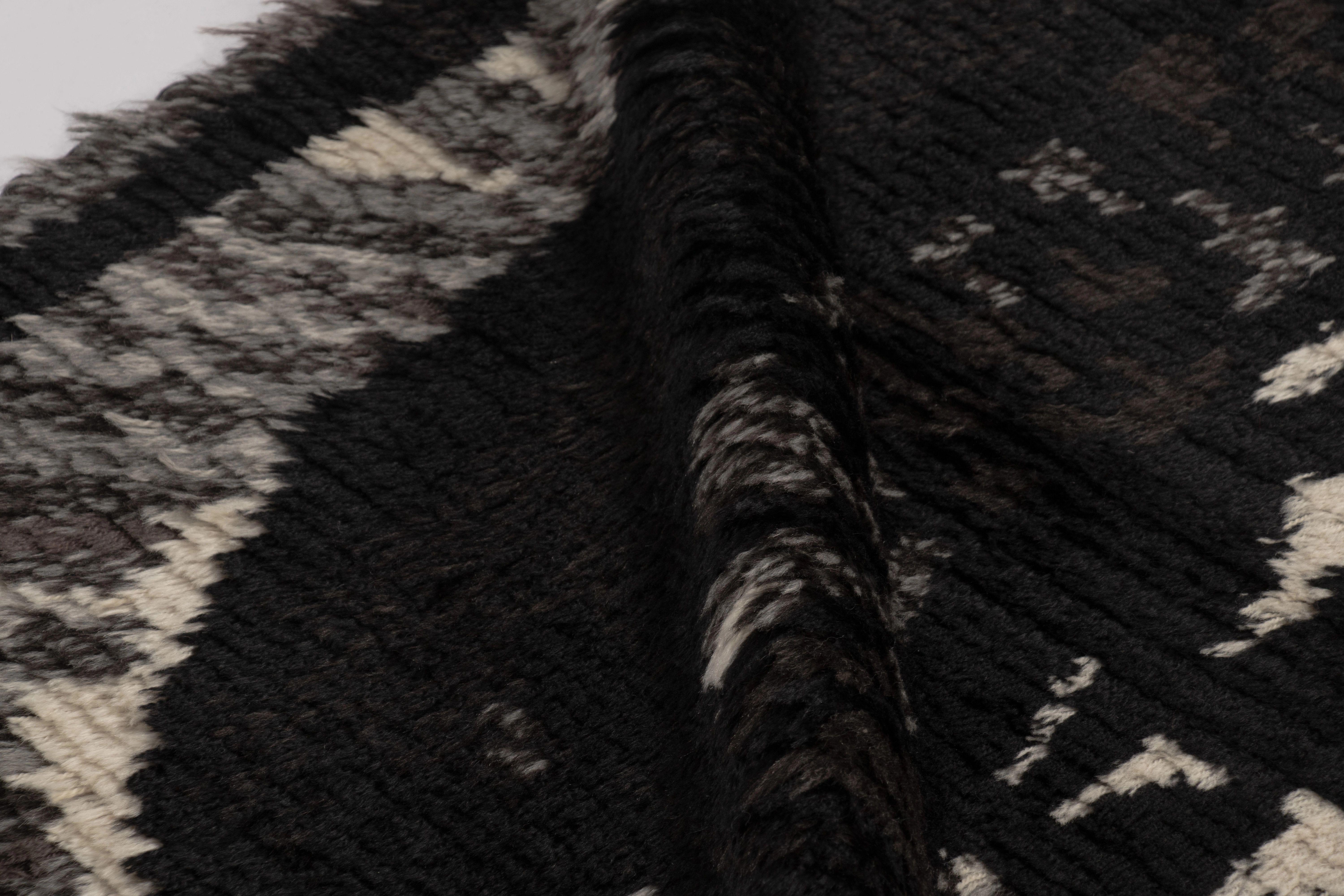 Metà XX secolo Tappeto Rya svedese vintage, monocromatico astratto - Rug & Kilim in vendita