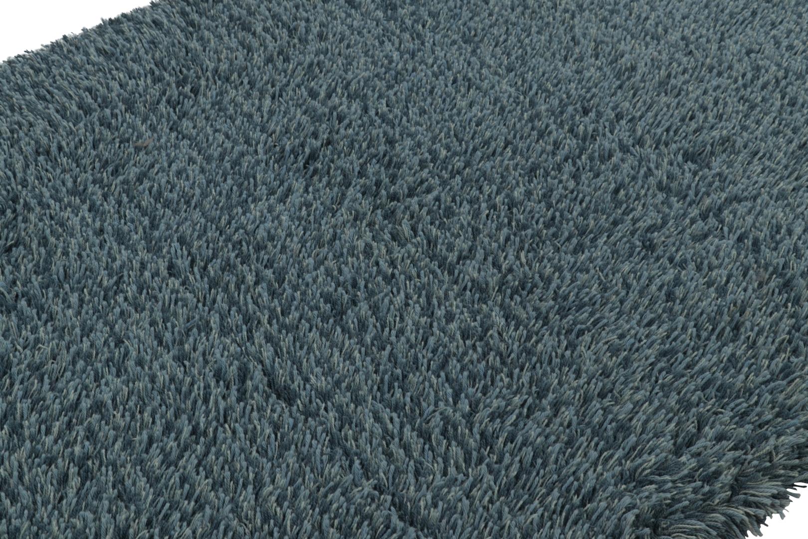 Alfombra sueca vintage Rya, diseño sólido escandinavo en azul turquesa - Rug & Kilim mediados del siglo XVII en venta