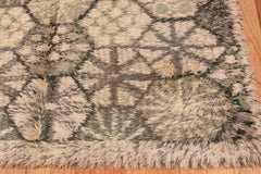 Vintage Swedish Rya Rug. Size: 4 ft 6 in x 6 ft 3 in