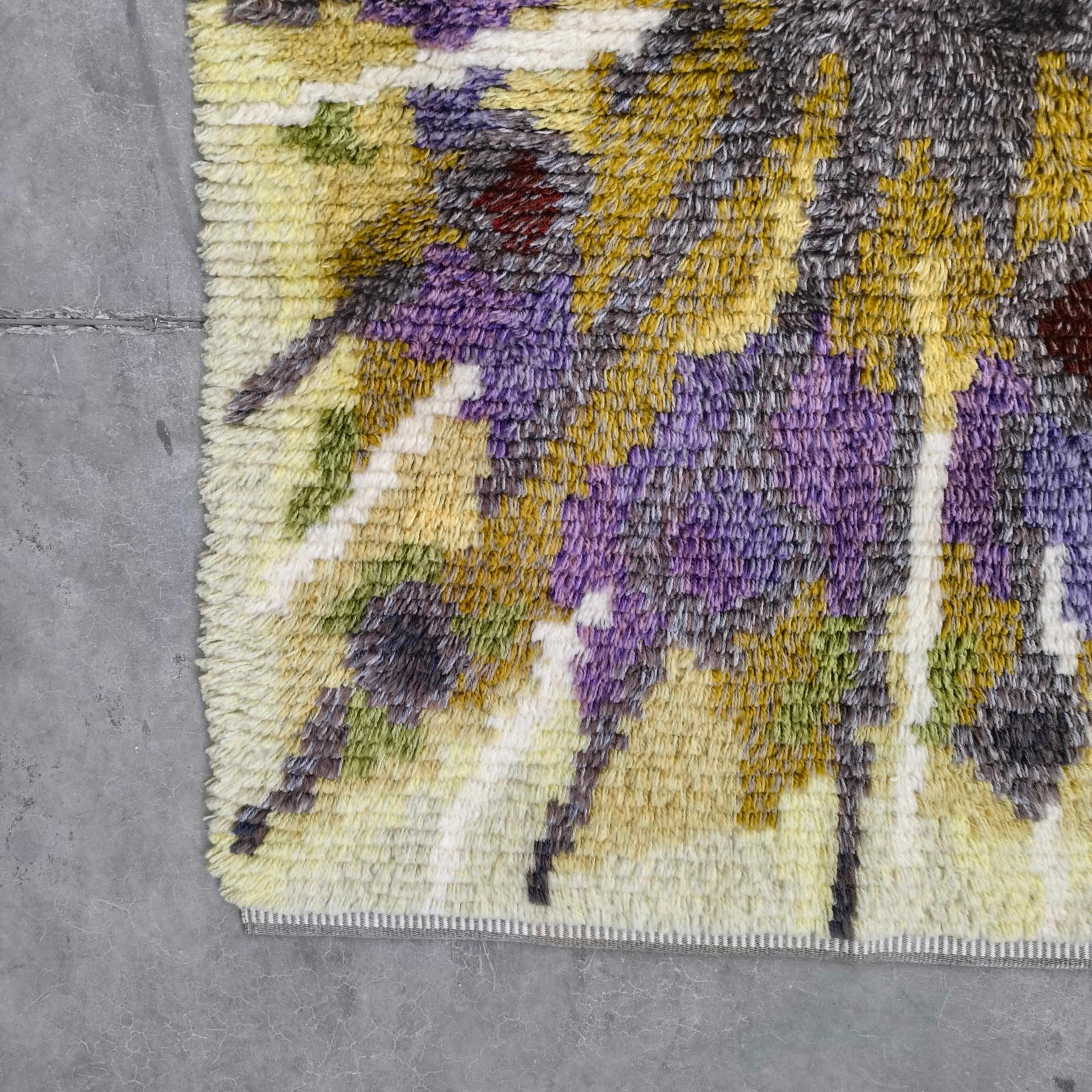 Svedese Tappeto vintage svedese Rya Tibet, Krokus Flower di Ingrid Jagarz per Mark Rya 1960 in vendita
