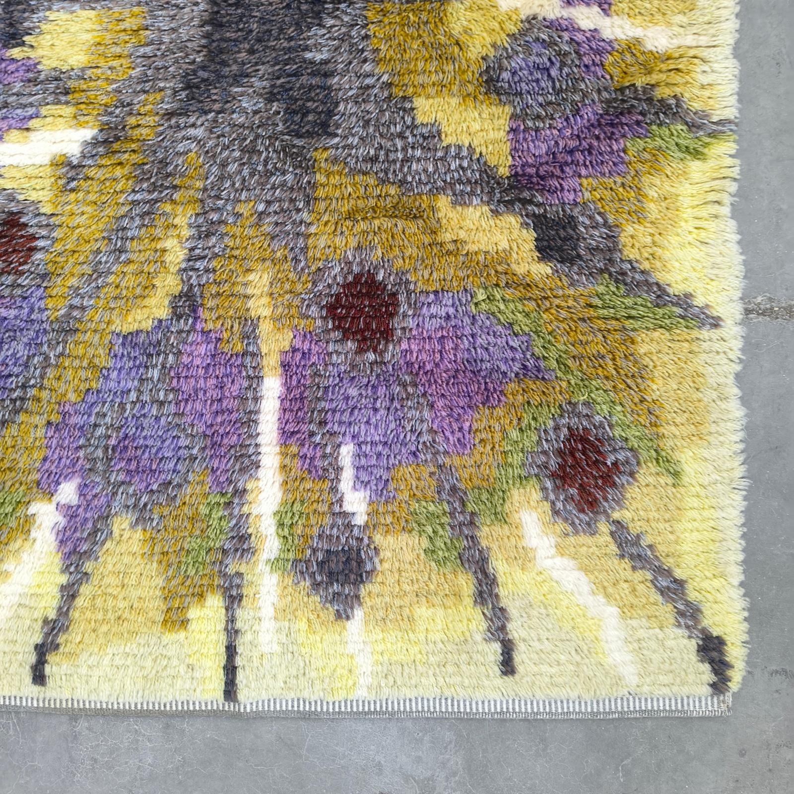 Tessuto a mano Tappeto vintage svedese Rya Tibet, Krokus Flower di Ingrid Jagarz per Mark Rya 1960 in vendita