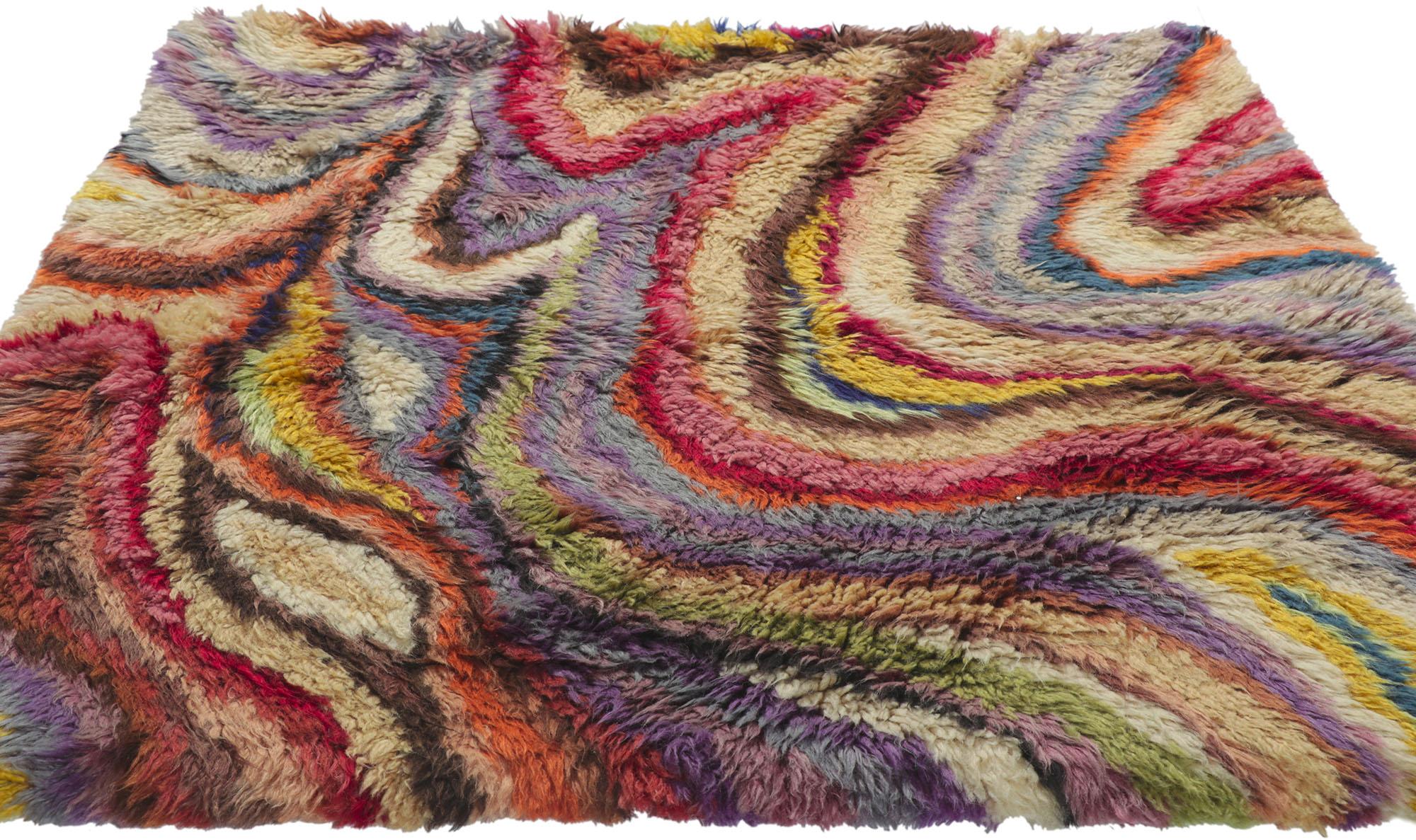 swirl rug pattern