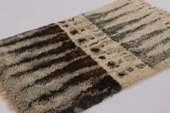 Vintage Swedish Rya Rug with Gray and Beige Geometric Spire Design - Rug & Kilim