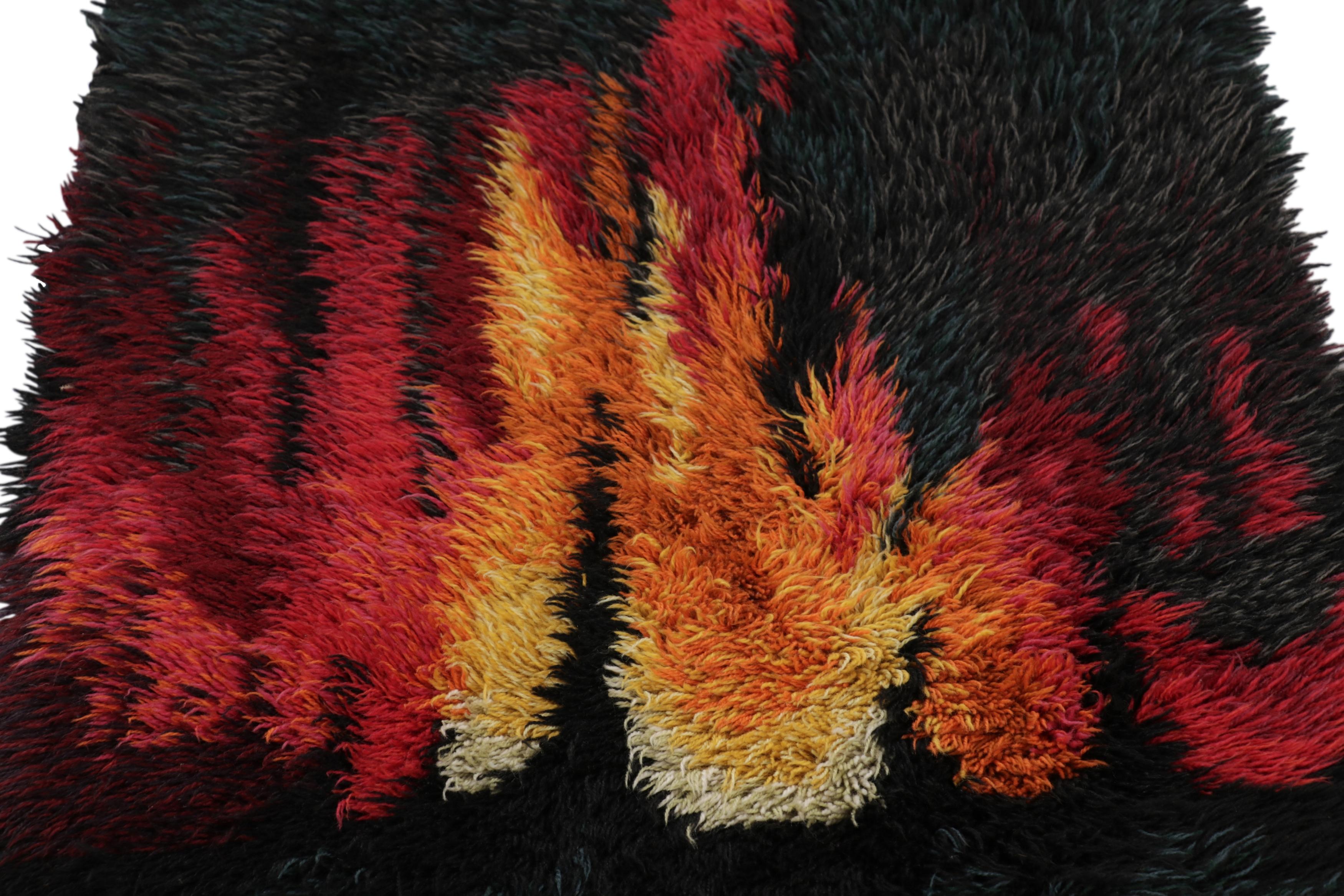 Vintage Swedish Rya Runner, Bunte skandinavische Flammenmuster - Rug & Kilim (Handgeknüpft) im Angebot