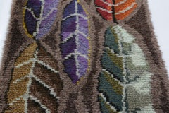Vintage Swedish Rya Runner with Botanical Leaf and Plume Motifs - Rug & Kilim