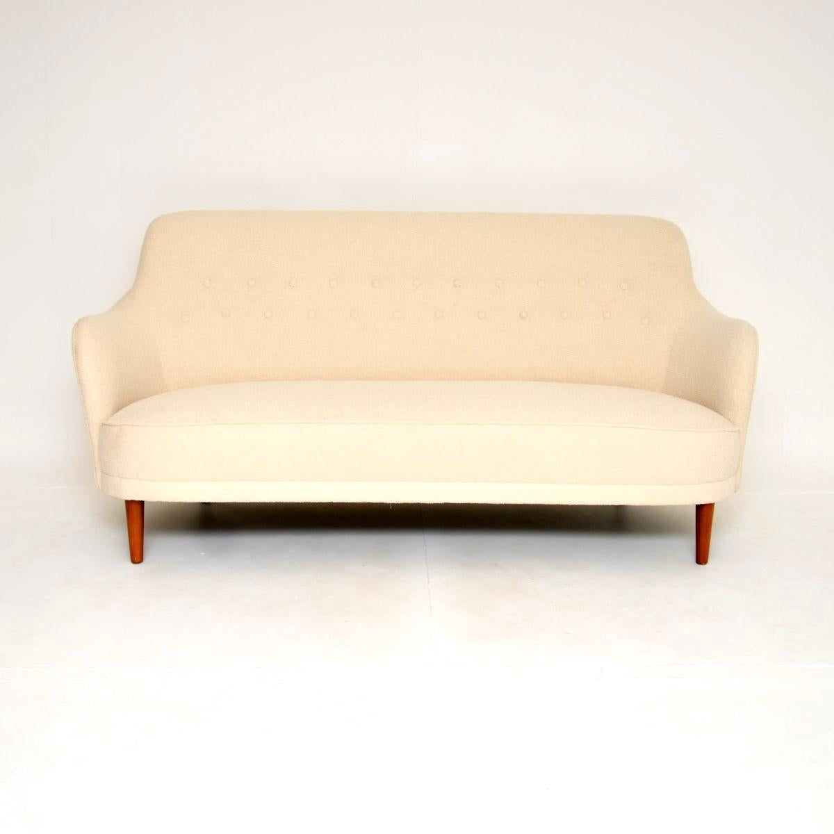 Suédois Sofa Samsas suédois Carl Malmsten en vente