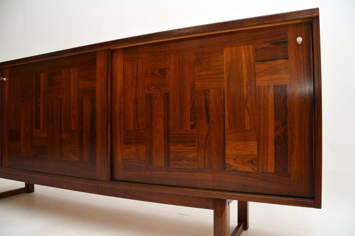 Buffet suédois vintage de Nils Jonsson pour Troeds en vente 3