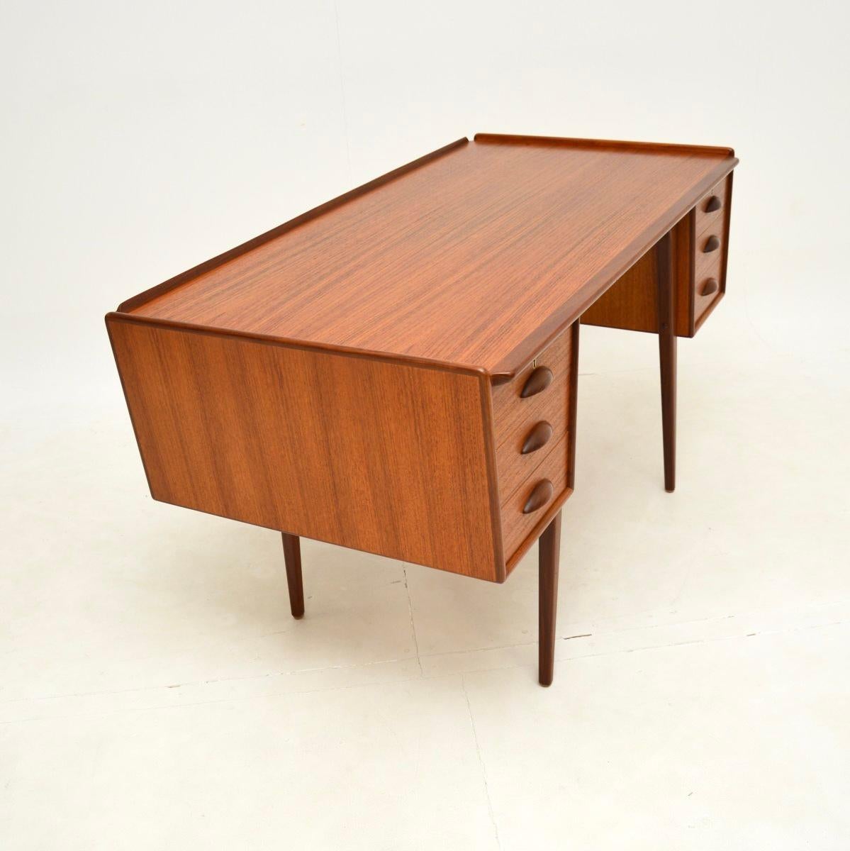 Mid-Century Modern Vintage Swedish Teak Desk by Svante Skogh For Sale