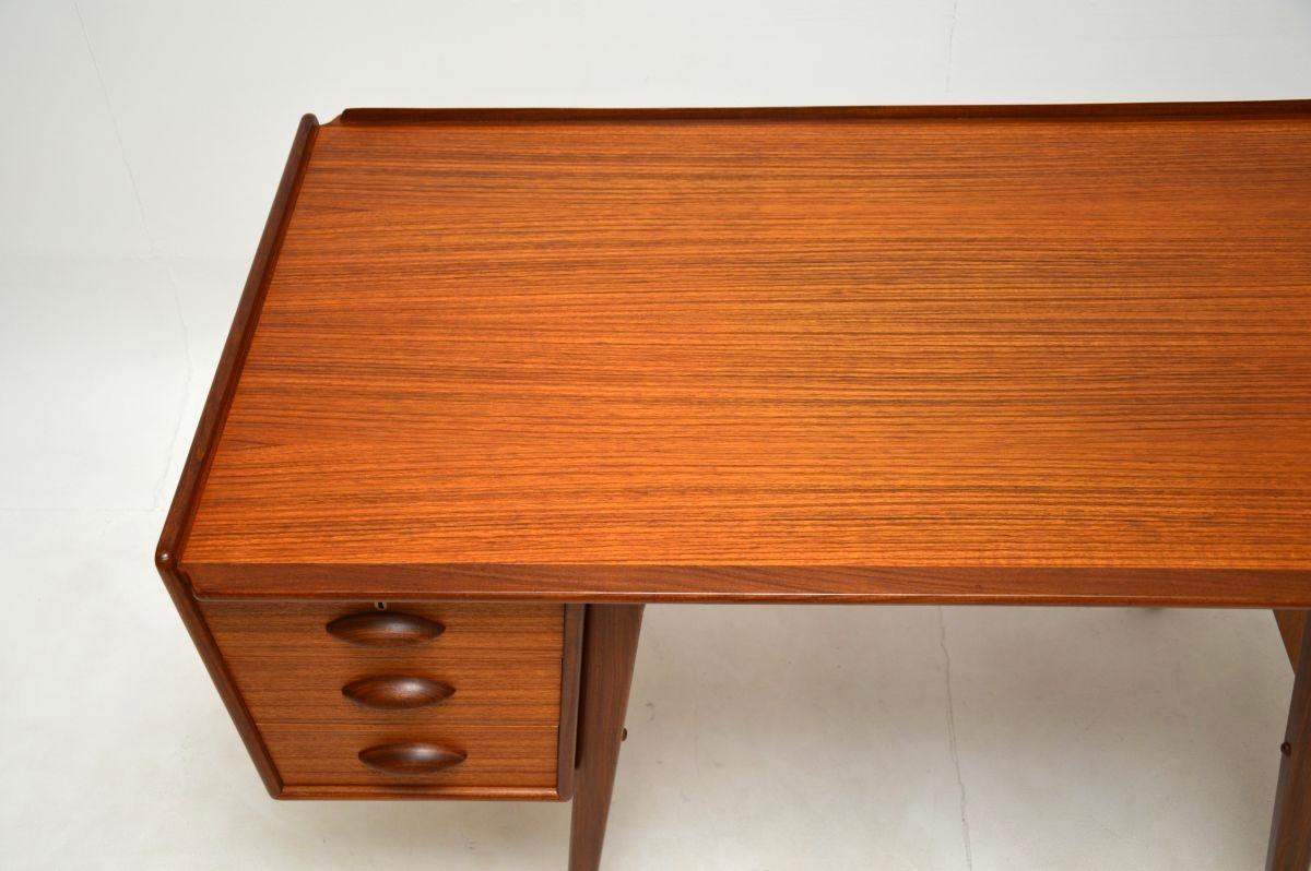 Vintage Swedish Teak Desk by Svante Skogh For Sale 4