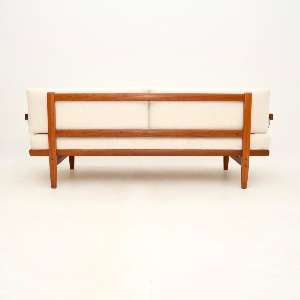 Vintage Swedish Teak Sofa / Day Bed 1