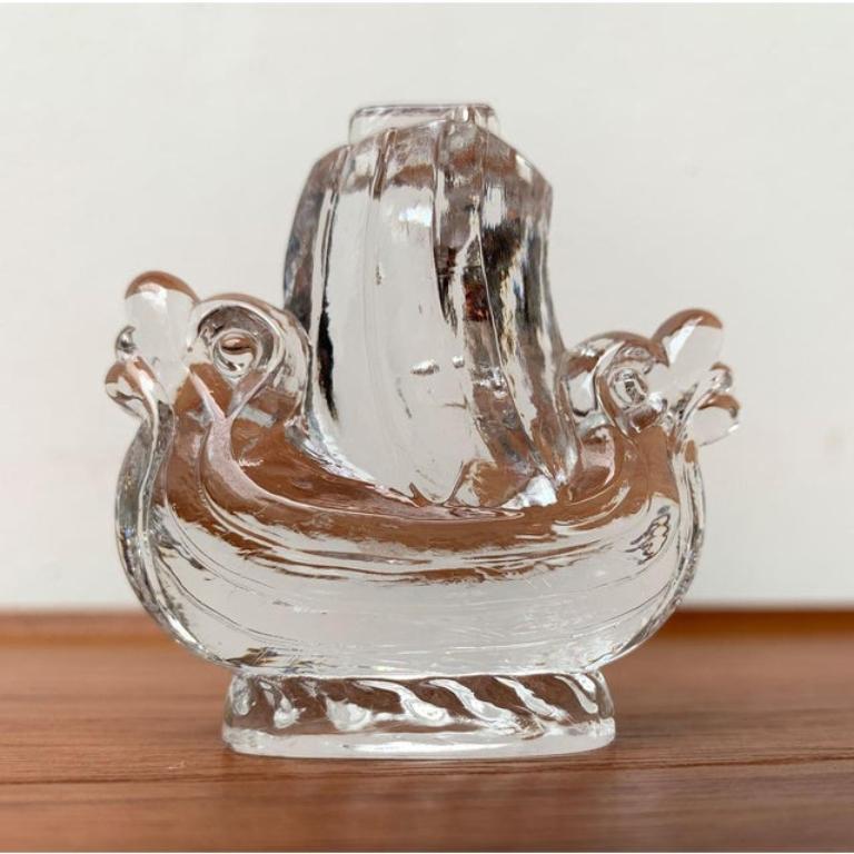 Vintage Swedish Viking Ship Glass Sculpture from Lindshammar Glasbruk, 1970s 2