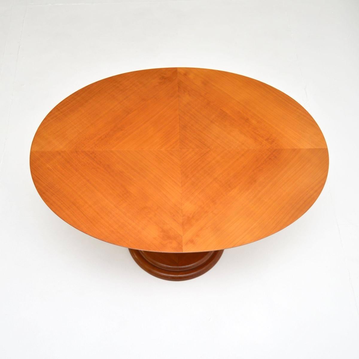 Suédois Table basse vintage suédoise en noyer en vente