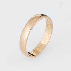 Vintage Swedish Wedding Band 18 Karat Yellow Gold Ring Estate Jewelry