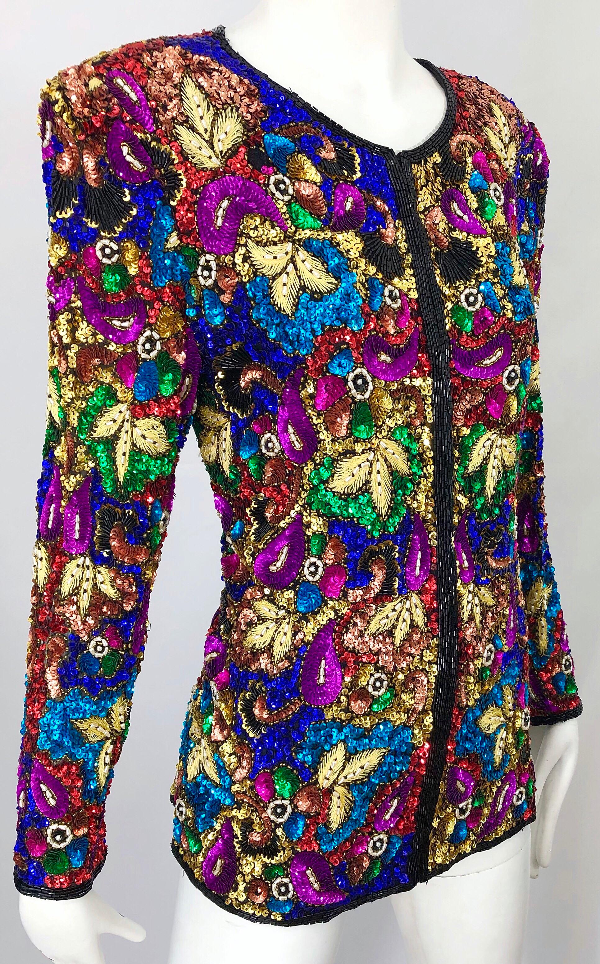 Swee Lo - Veste en soie vintage entièrement recouverte de sequins et de perles en verre, avec motif coloré façon vitraux, années 1990  en vente 1