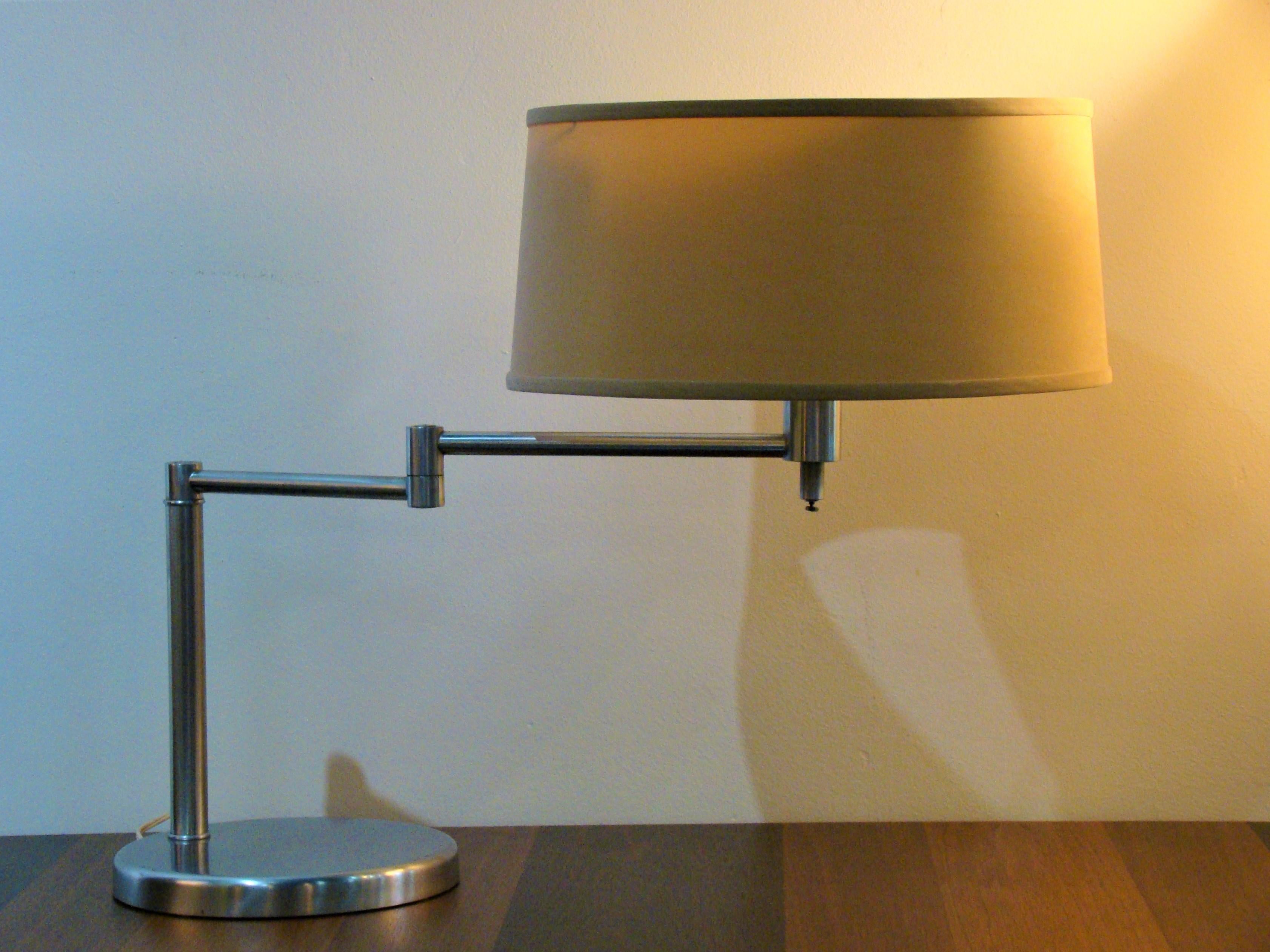 Vintage Swing Arm Lamp Mfg. by Laurel Lamps After a Classic Von Nessen Design For Sale 4