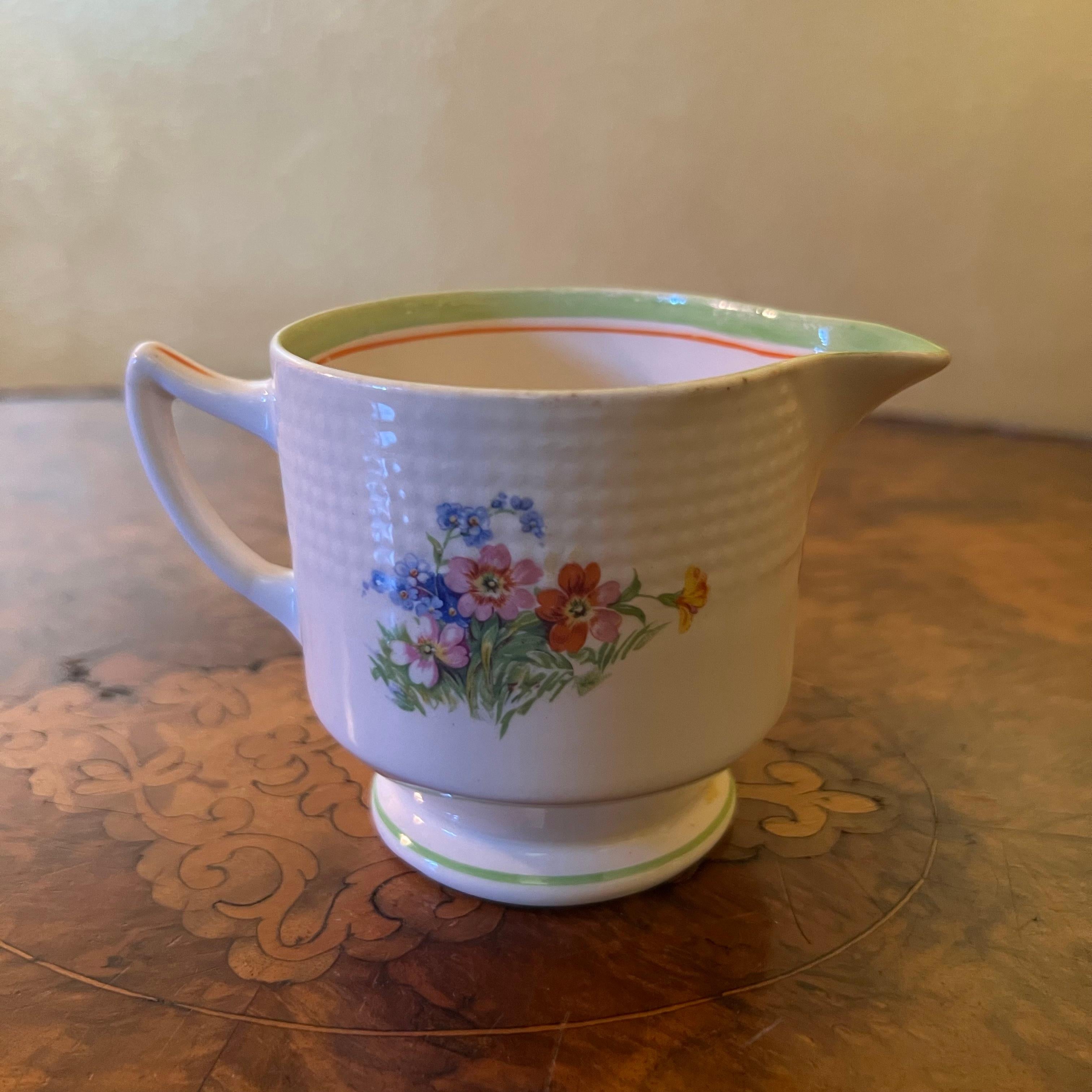 Vintage Swinnertons Floral Butterfly Milk Creamer Jug In Good Condition For Sale In EDENSOR PARK, NSW