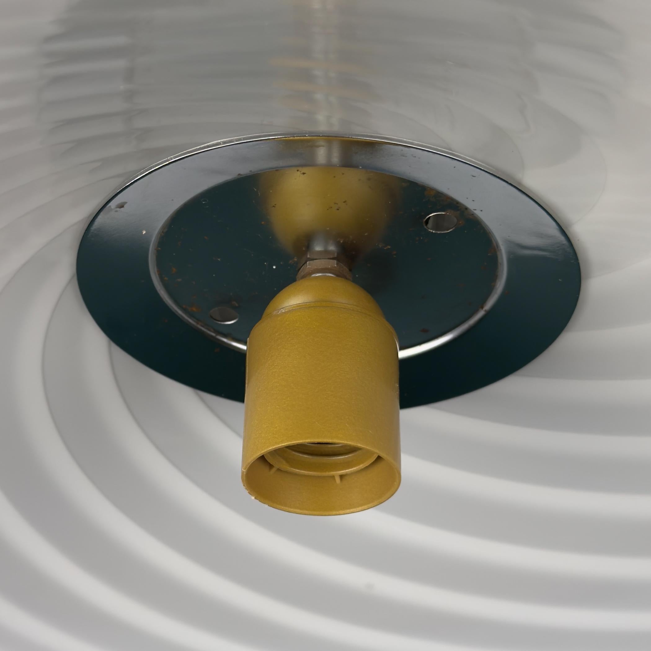 Lámpara colgante Vintage Swirl de cristal de Murano, Italia Años 70 en venta 5