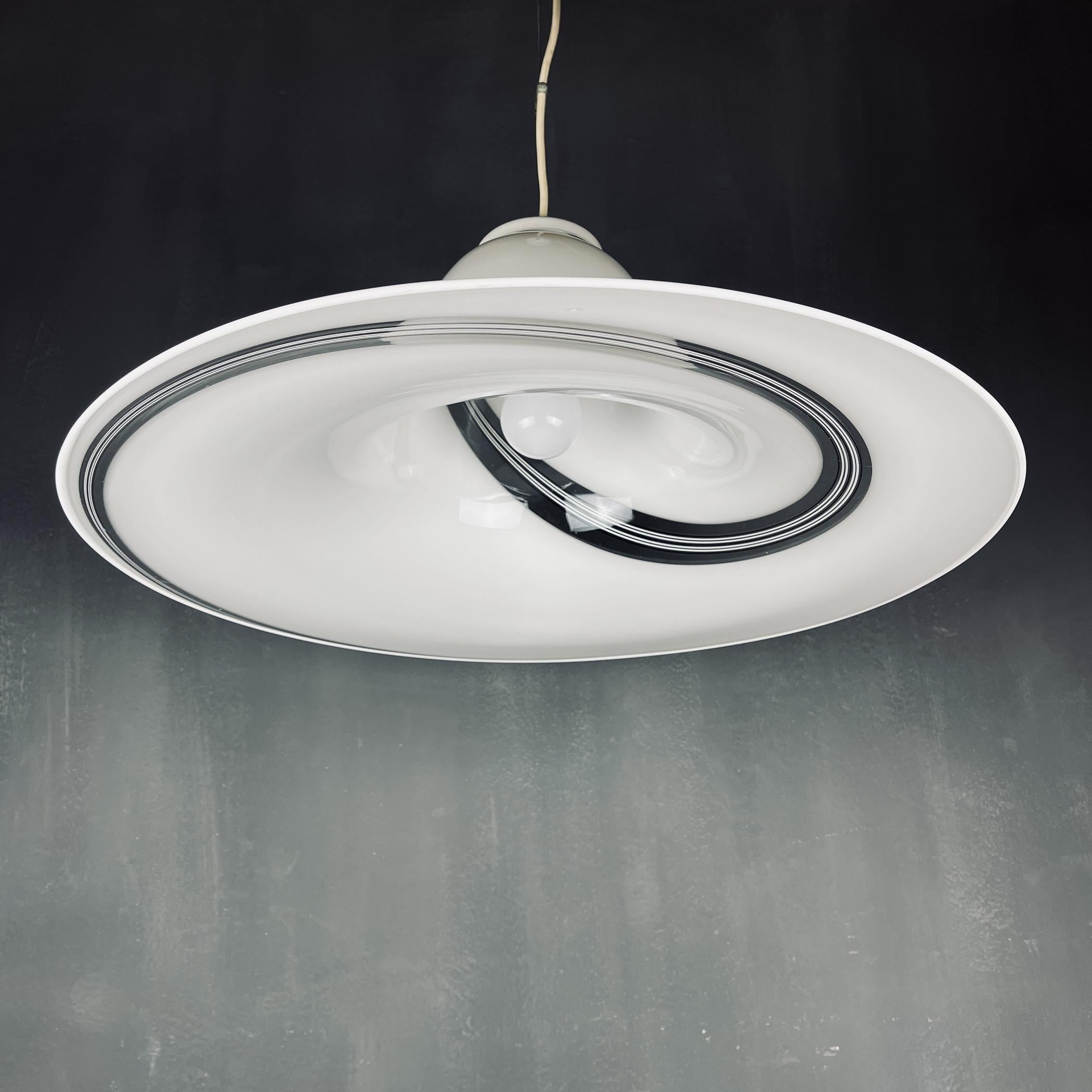 Lámpara colgante vintage de cristal de Murano Italia años 70 Italiano en venta