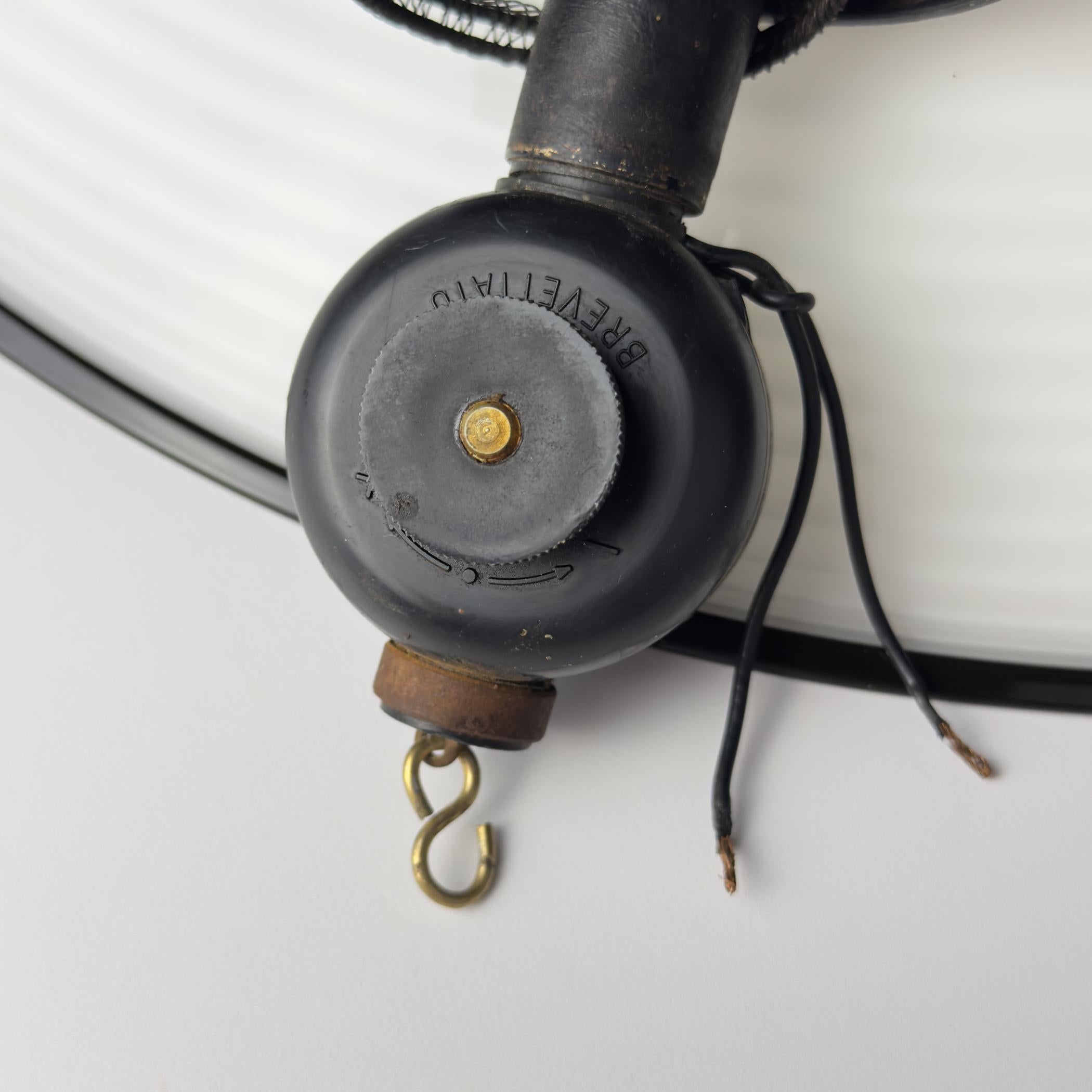 Lámpara colgante Vintage Swirl de cristal de Murano, Italia Años 70 en Bueno estado para la venta en Miklavž Pri Taboru, SI