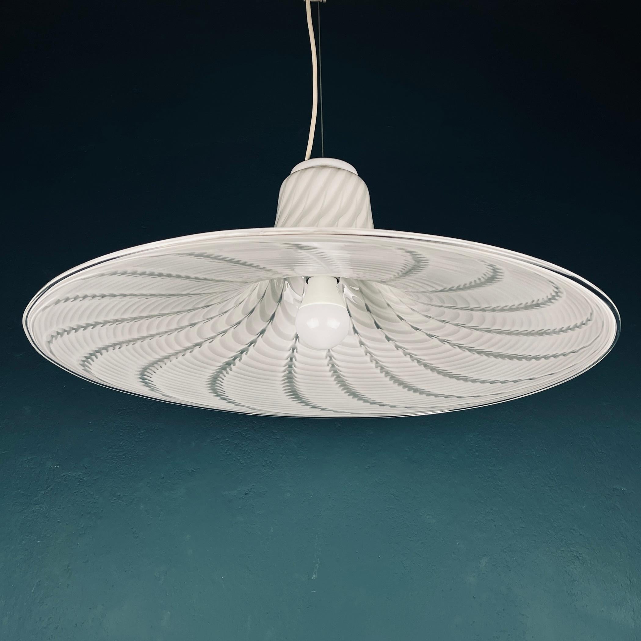 20th Century Vintage Swirl Murano Glass Pendant Lamp, Italy, 1970s