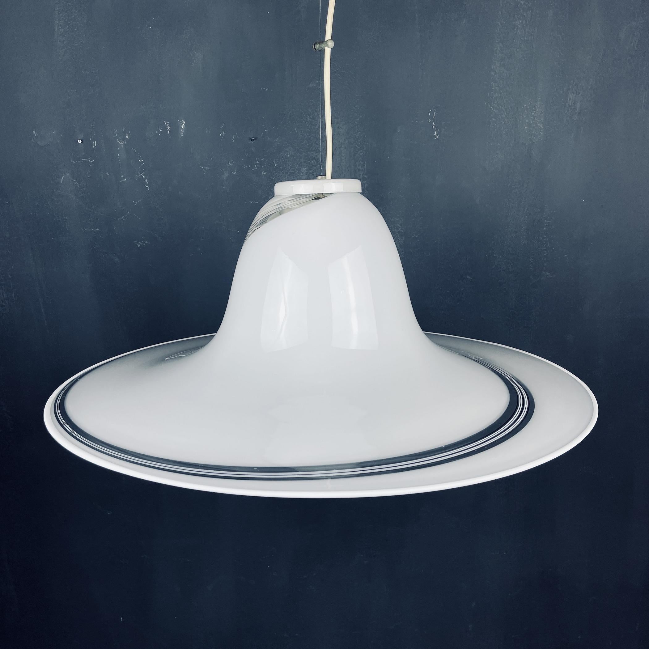 Lámpara colgante vintage de cristal de Murano Italia años 70 siglo XX en venta