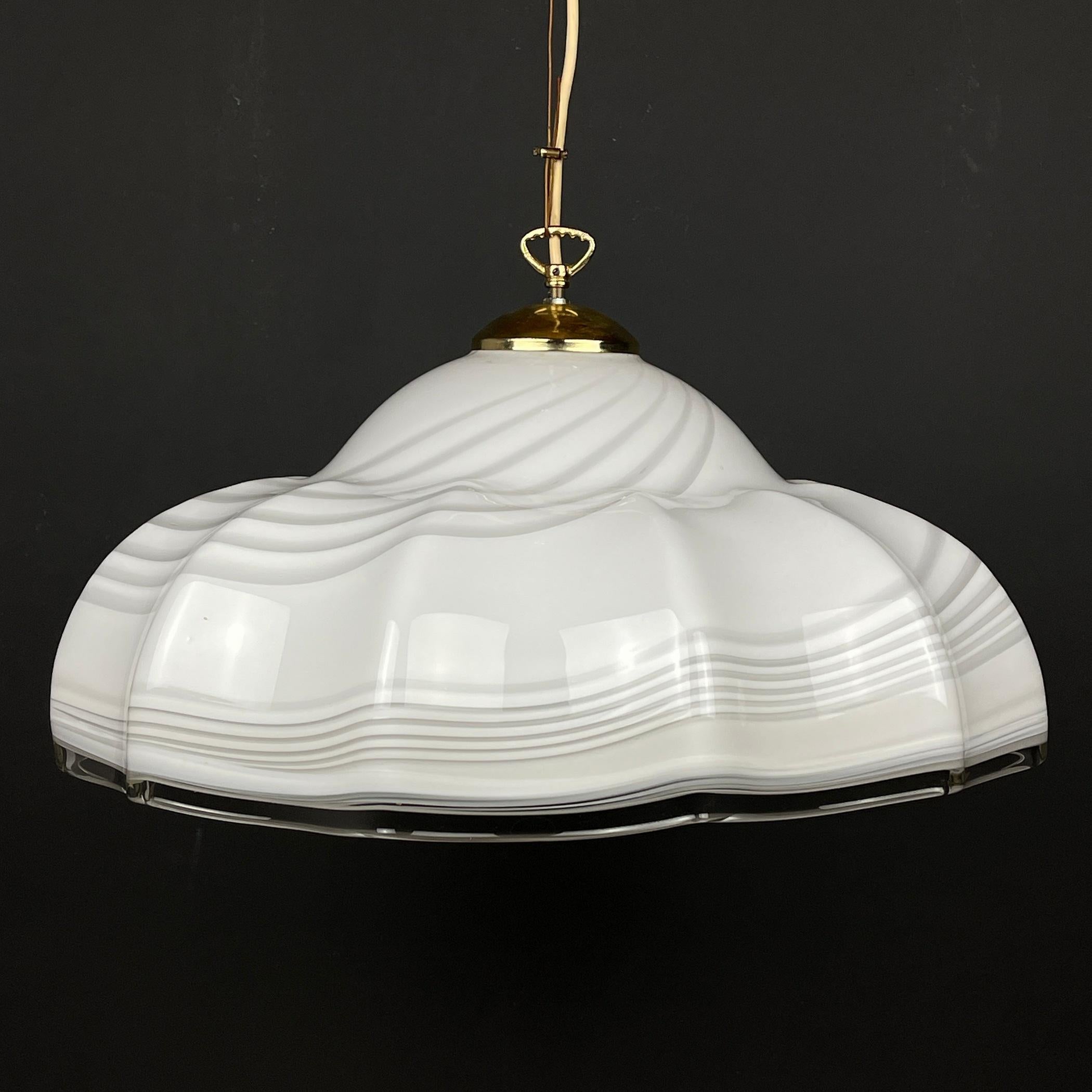 Vintage Swirl Murano Glass Pendant Lamp Vetri Murano Italy 70s In Good Condition For Sale In Miklavž Pri Taboru, SI
