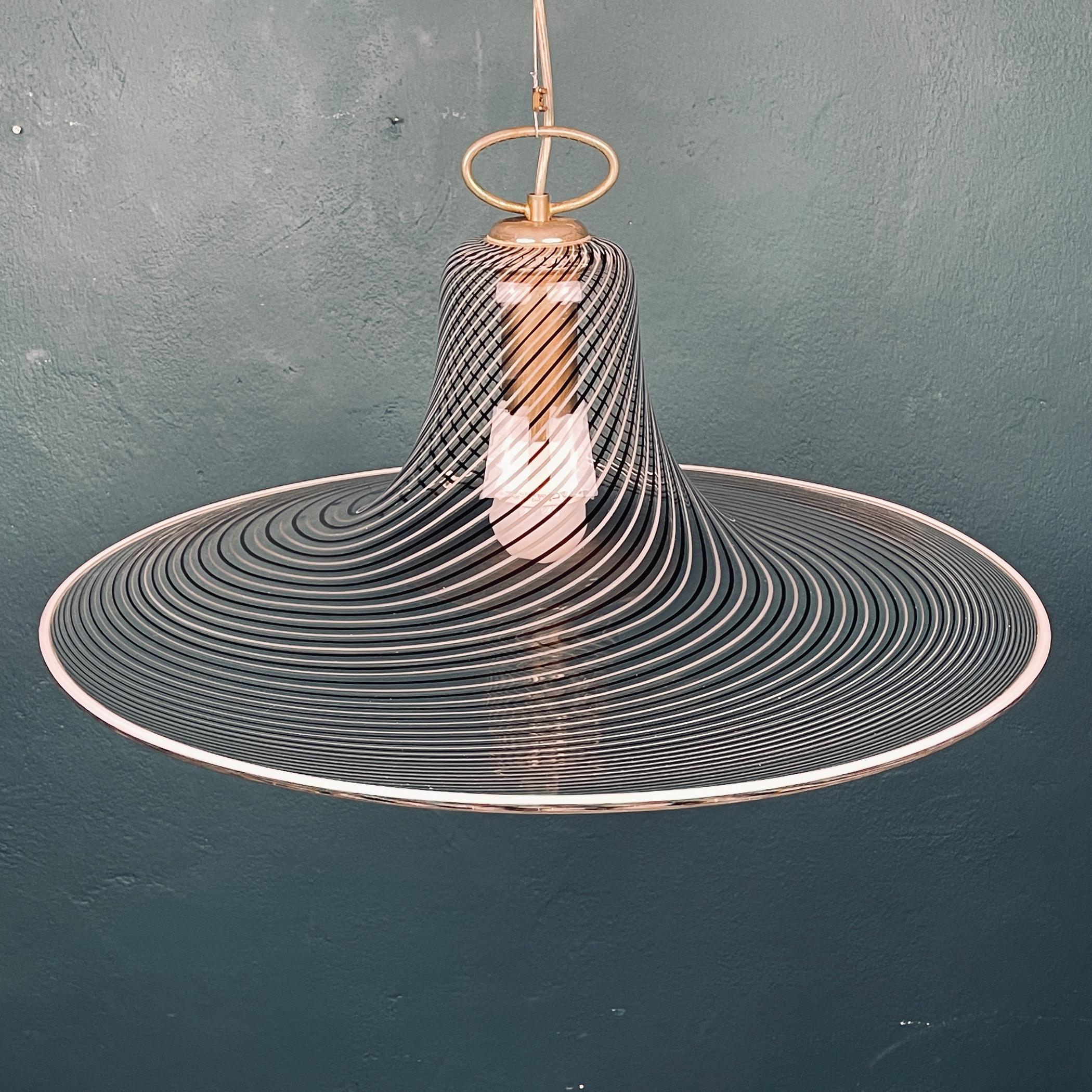 Vintage Swirl Murano Pendant Lamp, Italy, 1970s For Sale 3
