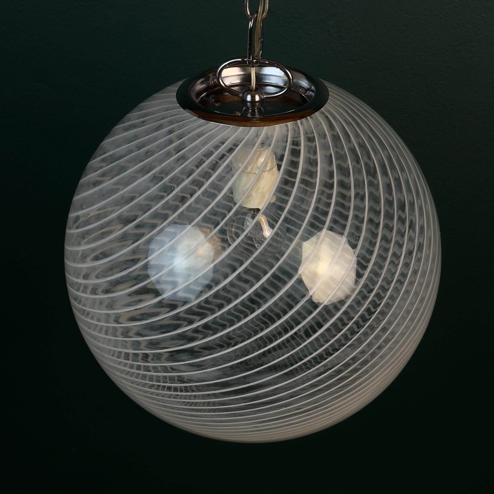 Vintage swirl murano pendant lamp, Italy 1970s For Sale 3