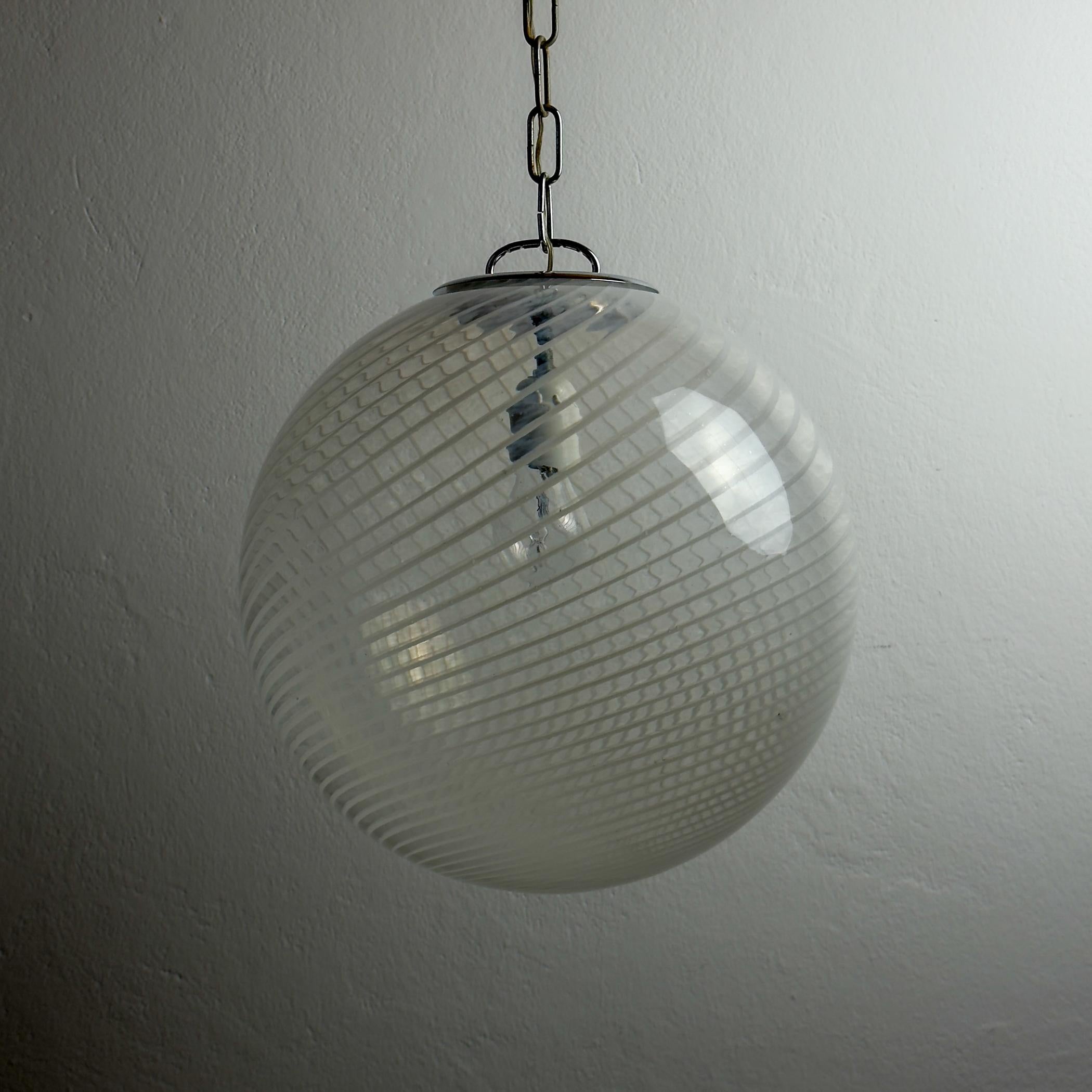 Vintage swirl murano pendant lamp, Italy 1970s For Sale 5