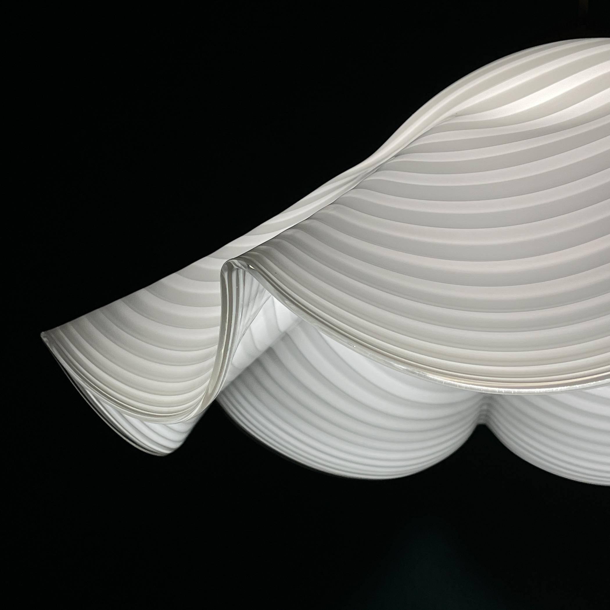 Vintage swirl white Murano glass pendant lamp, Italy 1970s In Good Condition For Sale In Miklavž Pri Taboru, SI