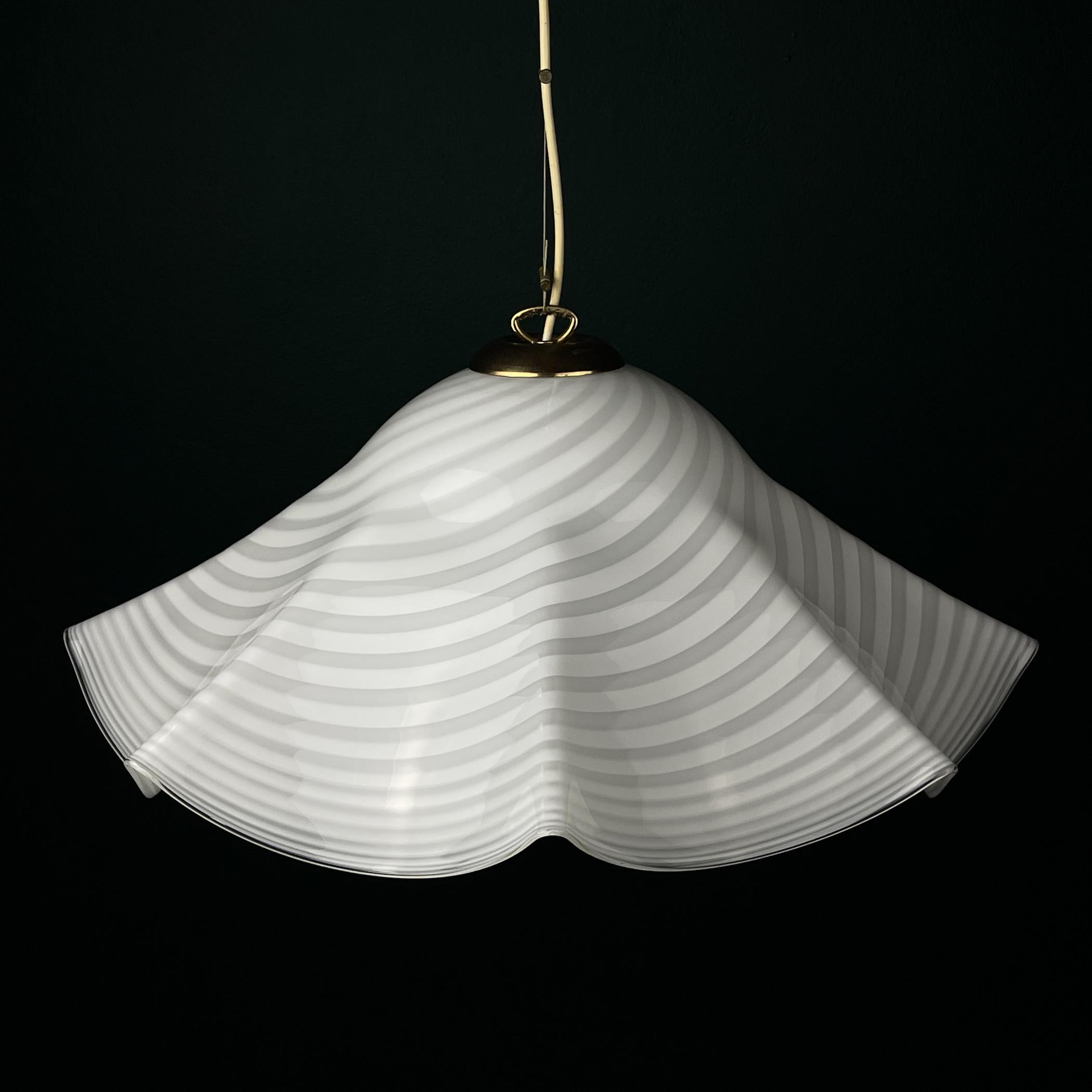 Vintage swirl white Murano glass pendant lamp, Italy 1970s For Sale 2