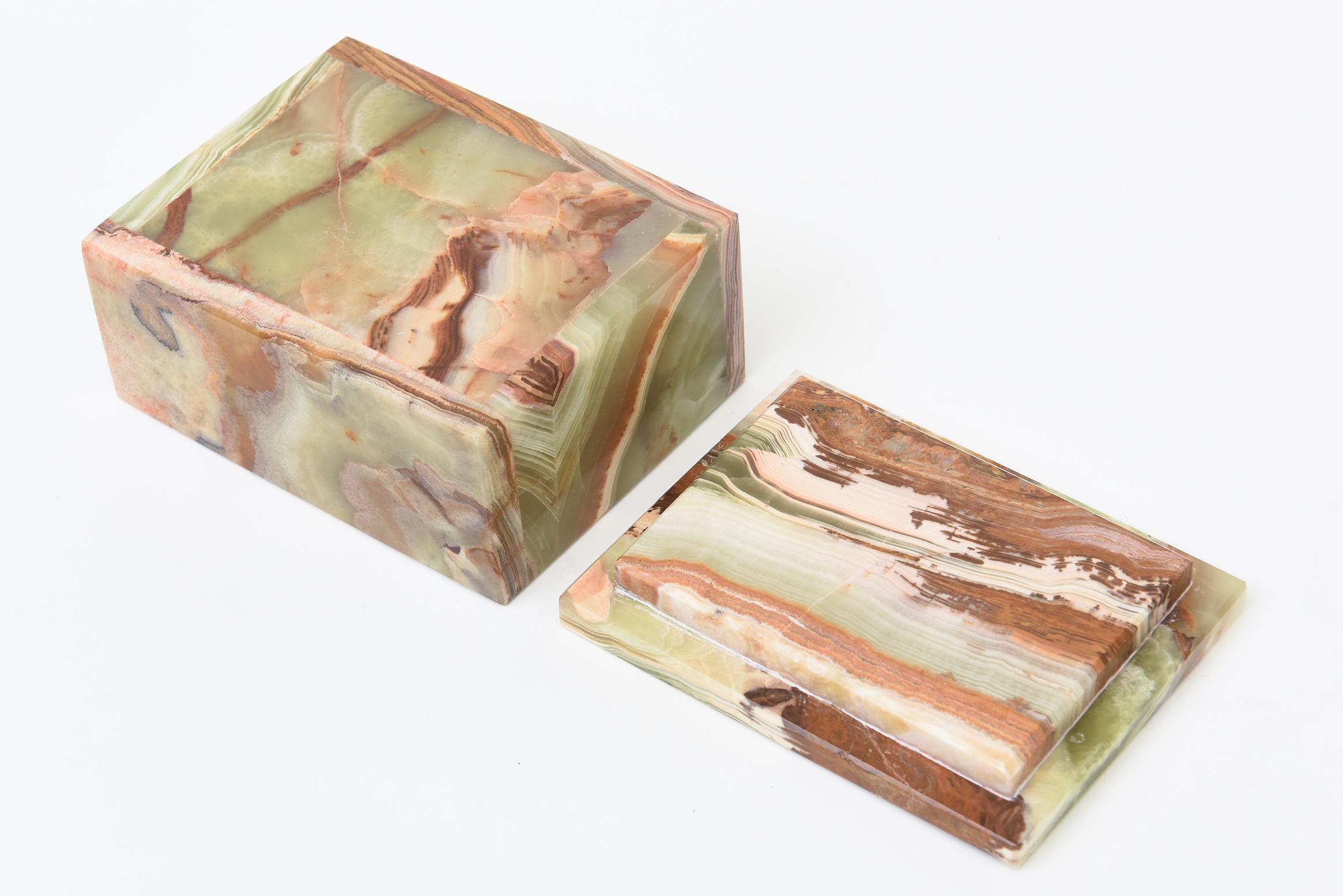 Scatola d'epoca con coperchio in alabastro verde, marrone, arancio ruggine, crema in vendita 4