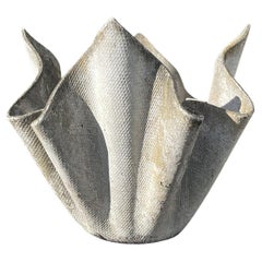 Vintage Swiss Cement Tulip Garden Planter by Willy Guhl, 1950s Design