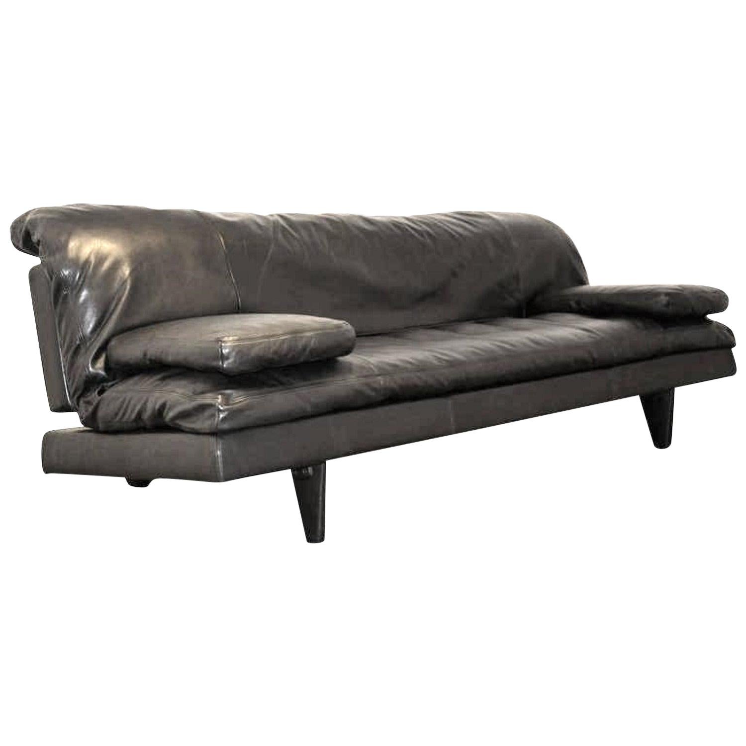 Black Leather Chaise Longue DS 142 by Winfried Totzek for De Sede