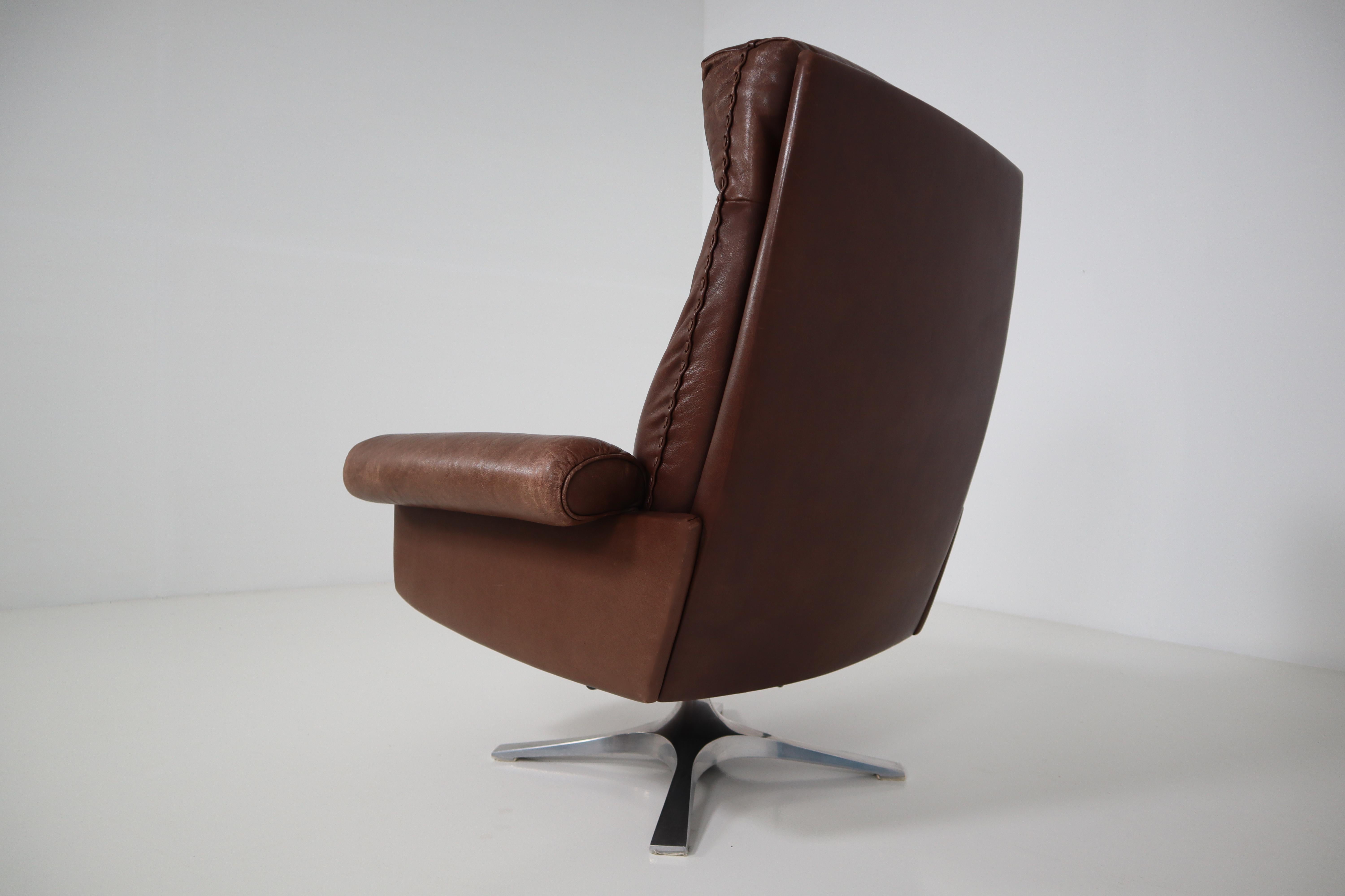 Mid-20th Century Vintage Swiss De Sede DS 35 Executive Swivel Armchair, 1960s in Brown Leather