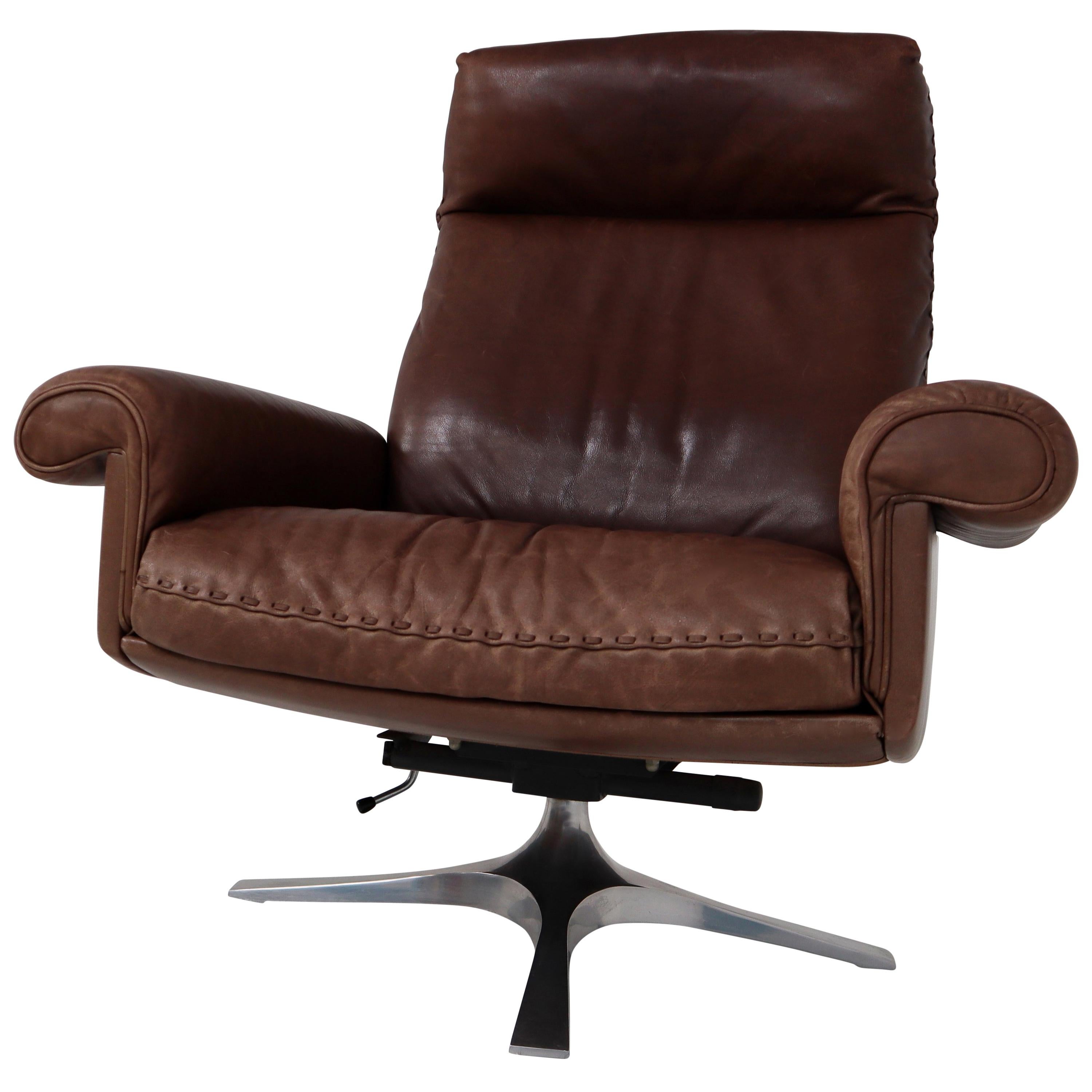 Vintage Swiss De Sede DS 35 Executive Swivel Armchair, 1960s in Brown Leather