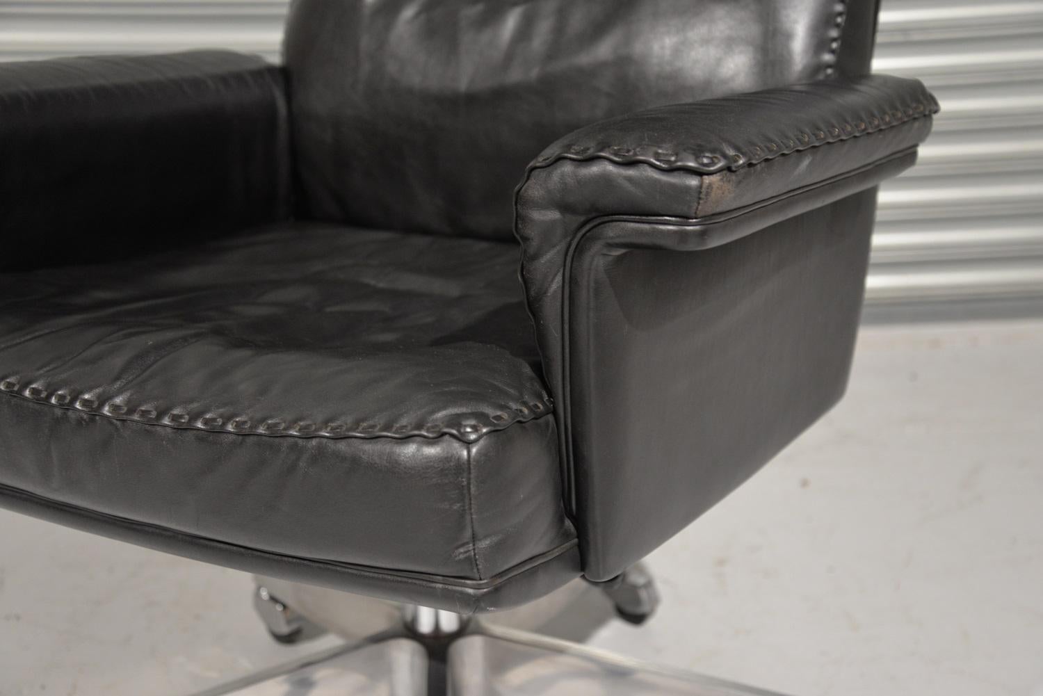 Leather Vintage De Sede DS 35 Executive Swivel Armchair on Castors, Switzerland 1960s