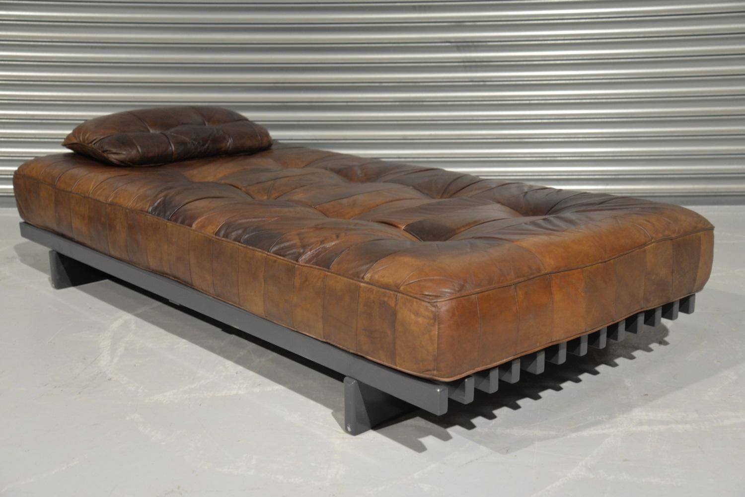 Discounted airfreight for our US Continent customers (from 2 weeks door to door)

We are delighted to bring to a rare De Sede DS 80 patchwork leather daybed with patchwork cushion. Hand built in the 1960s by De Sede craftsman in Switzerland, the