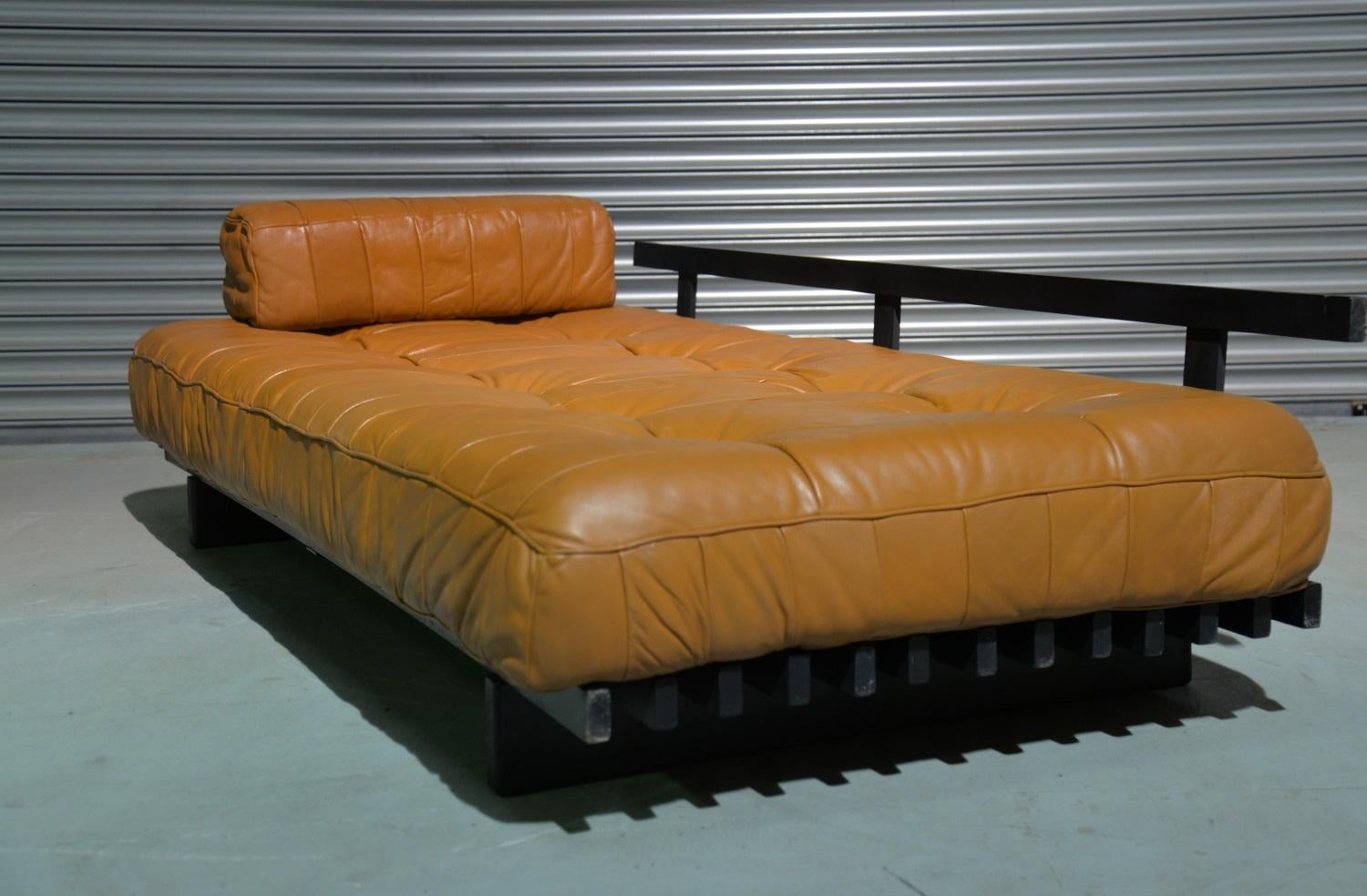 Vintage de Sede DS 80 Patchwork Leather Daybed, Switzerland 1960s For Sale 1
