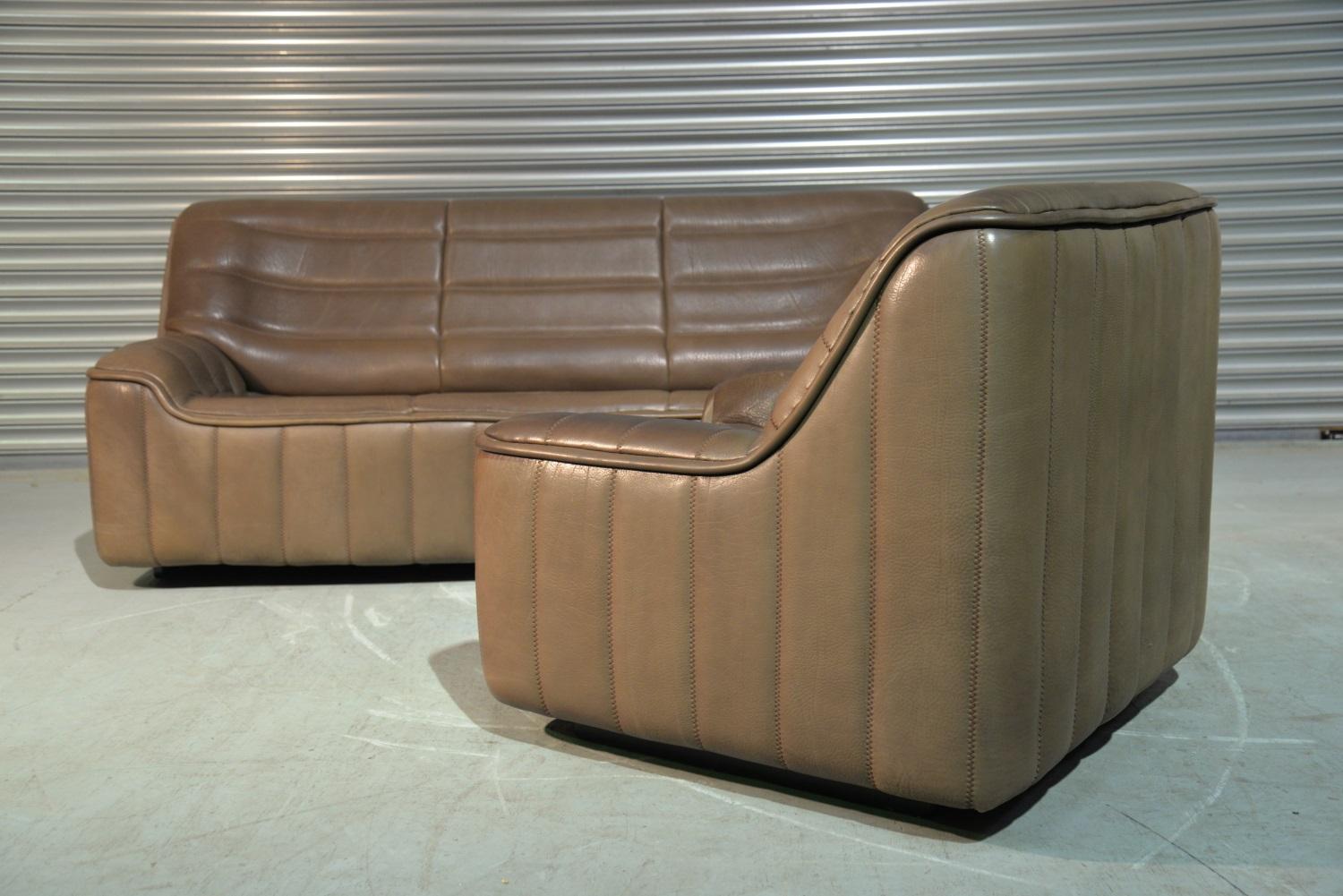 Late 20th Century Vintage Swiss De Sede Ds 84 Leather Sofa and Armchair, Switzerland, 1970s For Sale