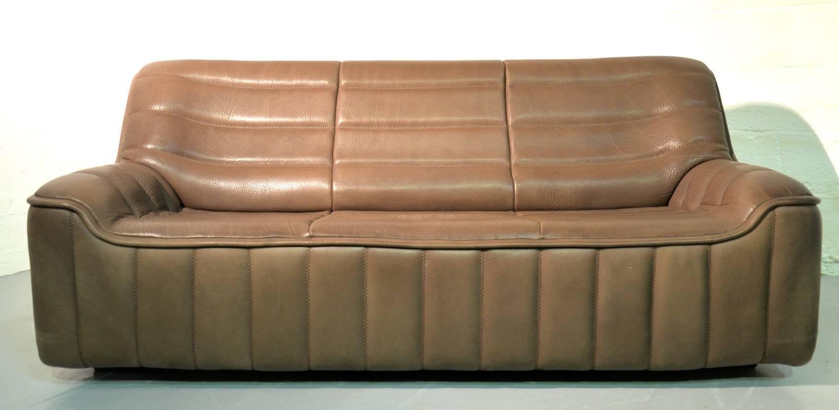 Vintage Swiss De Sede DS 84 leather sofa and armchairs suite, Switzerland 1970s 4