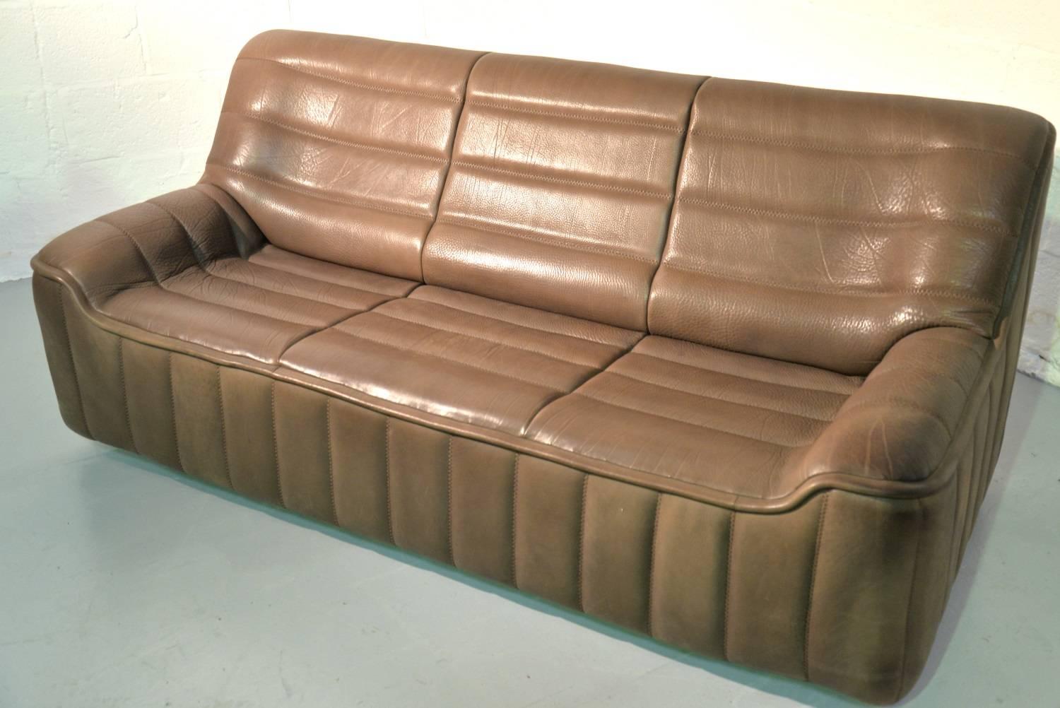 Vintage Swiss De Sede DS 84 leather sofa and armchairs suite, Switzerland 1970s 6