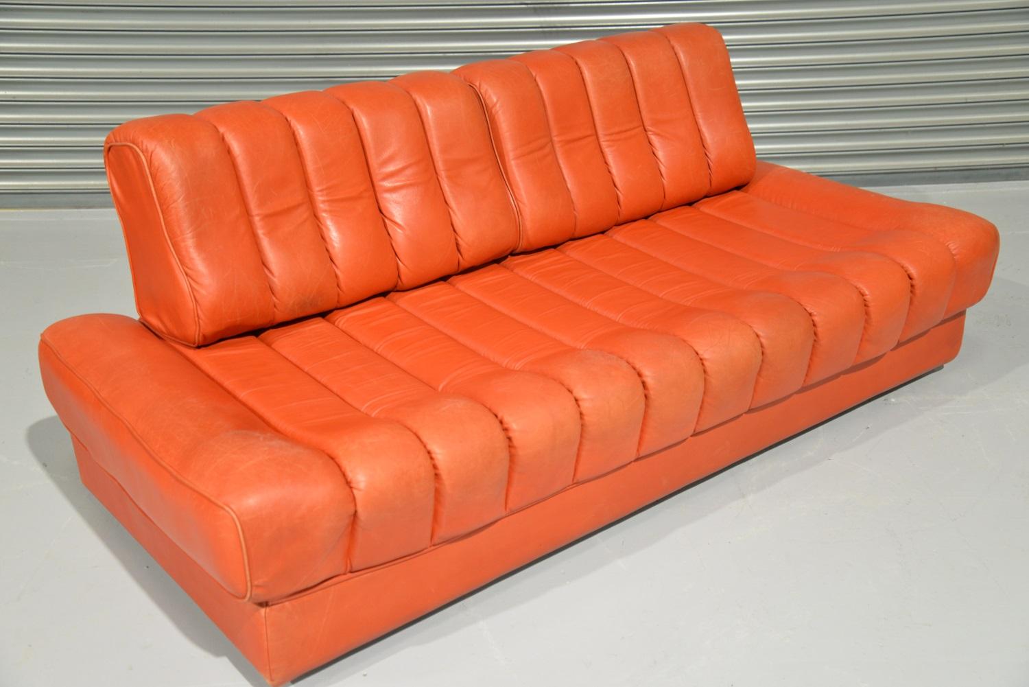 Vintage de Sede DS 85 Daybed and Sofa and loveseat, Switzerland 1970`s  For Sale 3