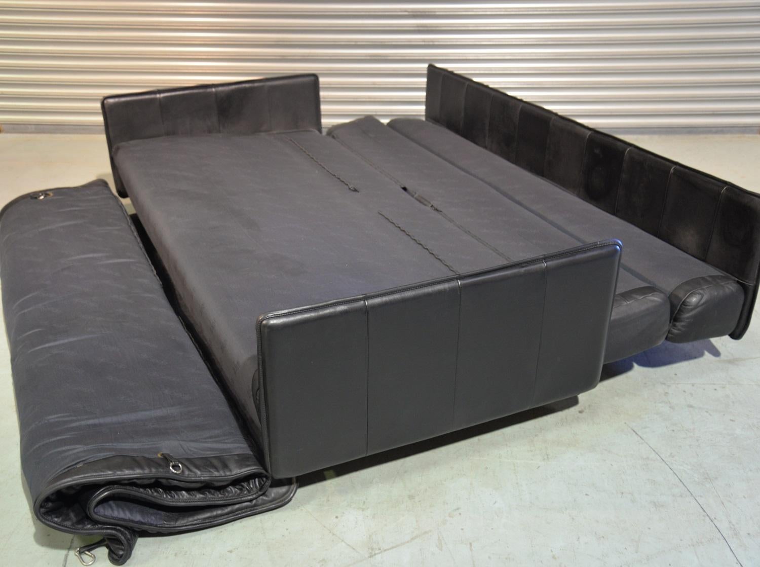 Vintage Swiss De Sede Patchwork Leather Sofa / Daybed, 1970s For Sale 7