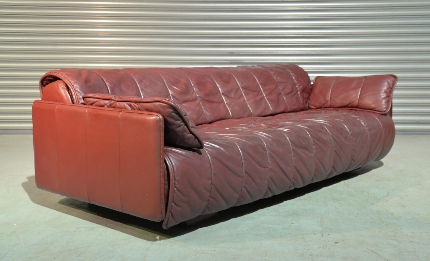 Mid-Century Modern Vintage De Sede Patchwork Leather Sofa / Daybed, Switzerland 1970`s For Sale