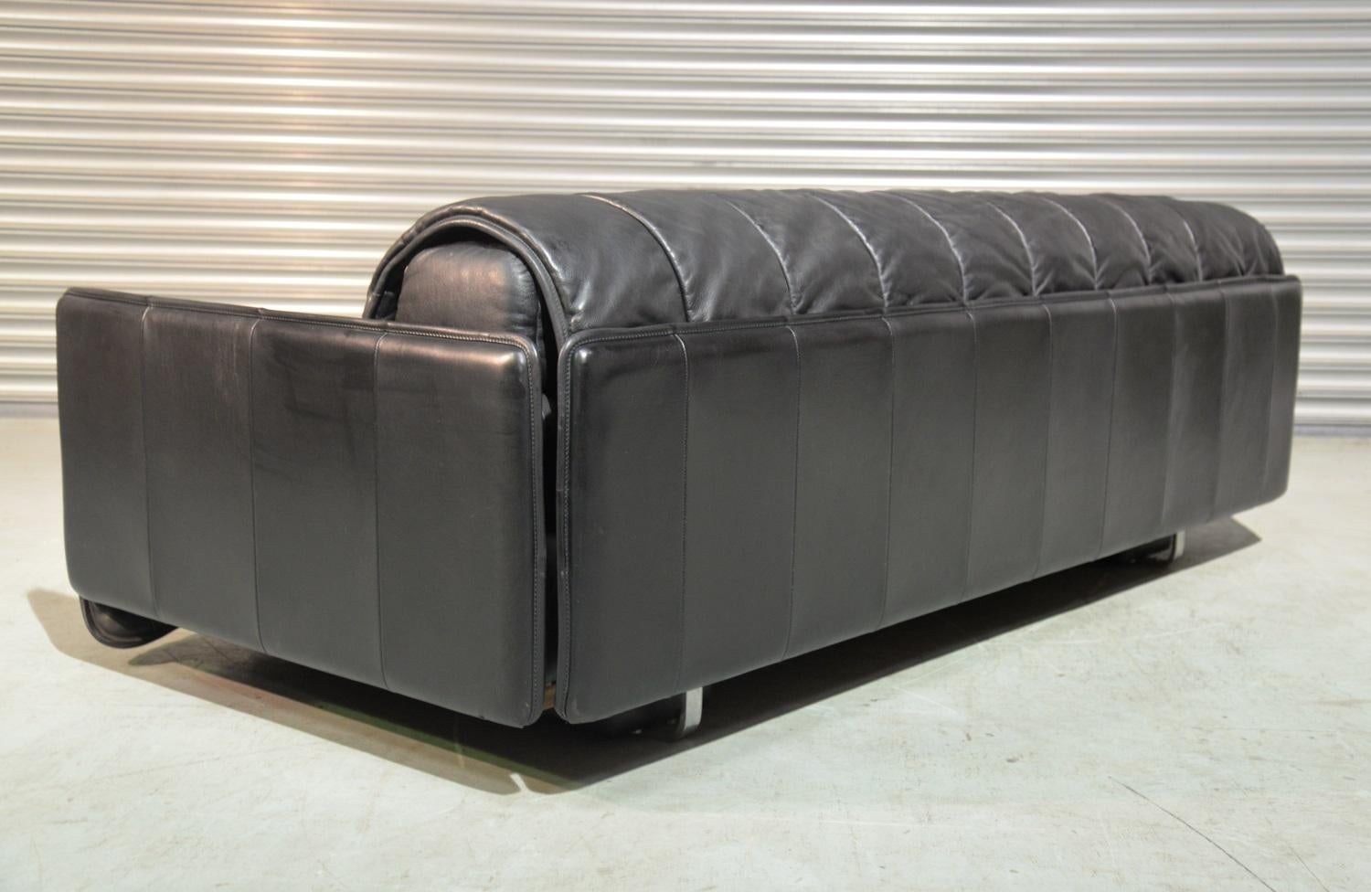 Vintage Swiss De Sede Patchwork Leather Sofa / Daybed, 1970s For Sale 1