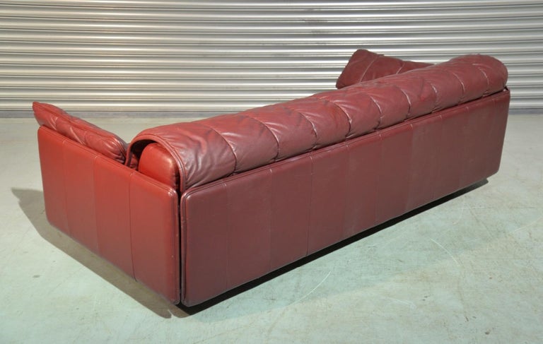 Vintage Swiss De Sede Leather Sofa / Daybed, 1970`s For Sale at 1stdibs