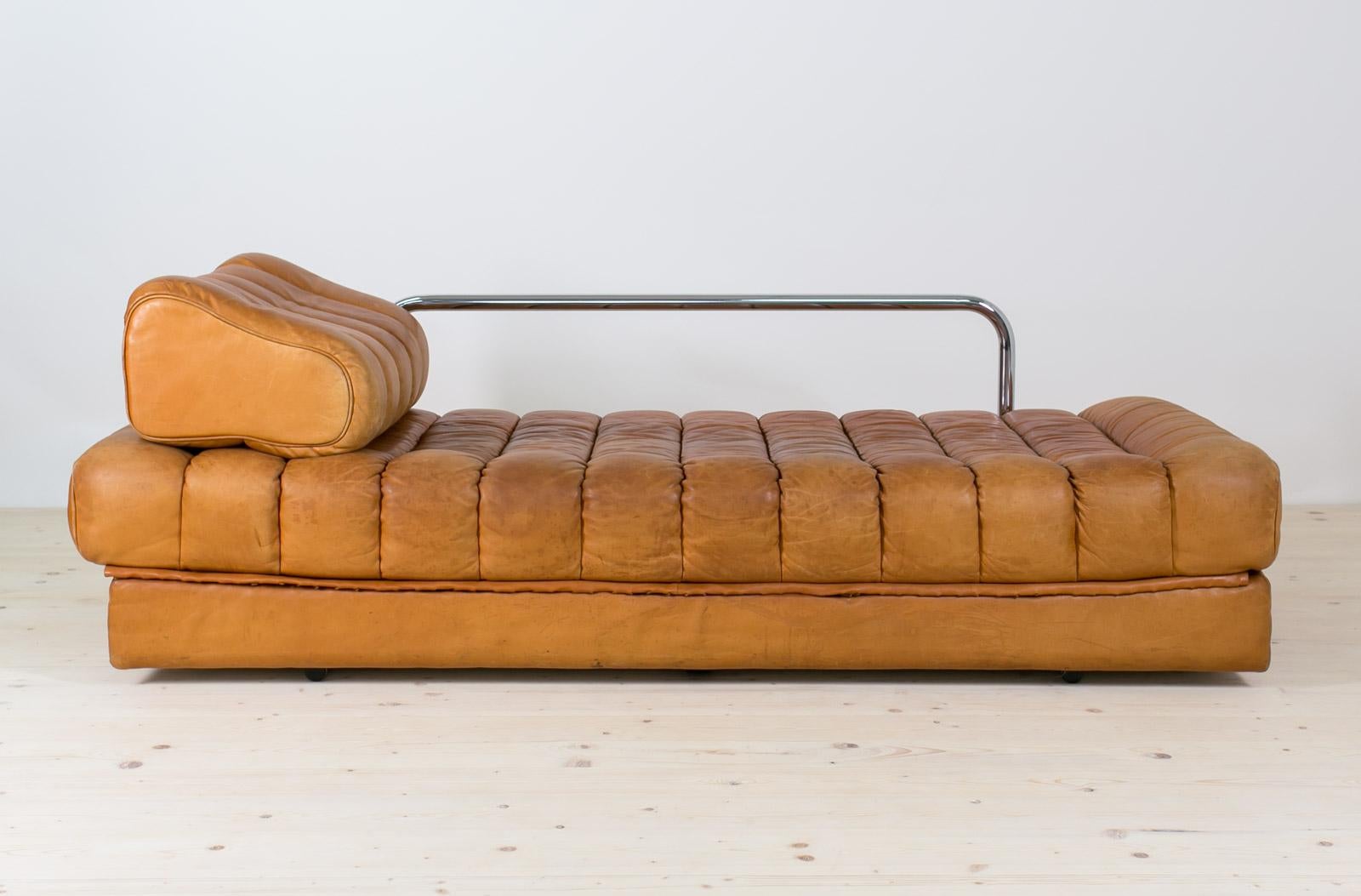 Vintage Swiss De Sede Sofa Bed from the 1960s, model DS 85 6