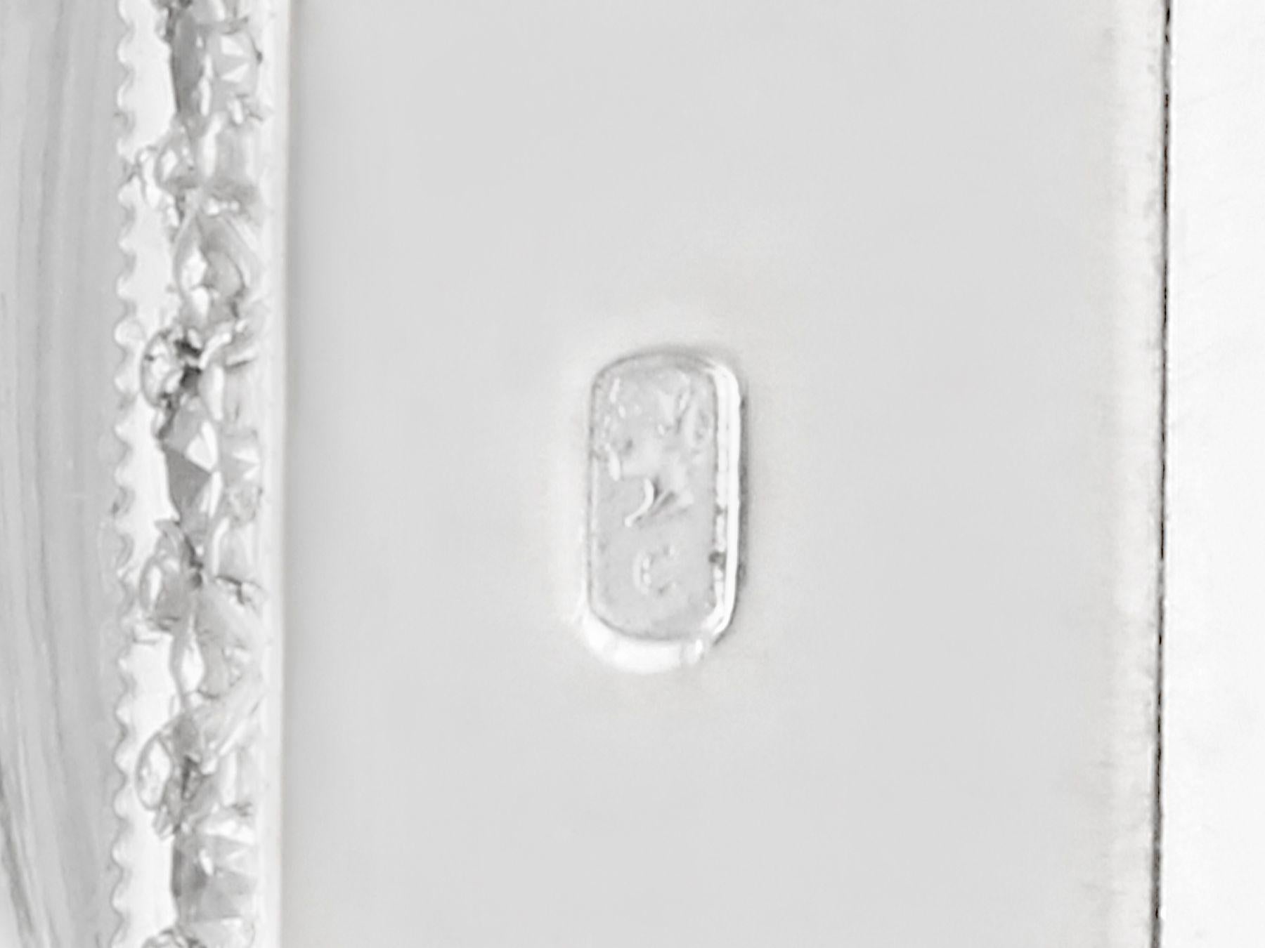 Schweizer Diamant-Kleiduhr-Ring aus 18 Karat Weißgold von Bucherer, um 1970 3