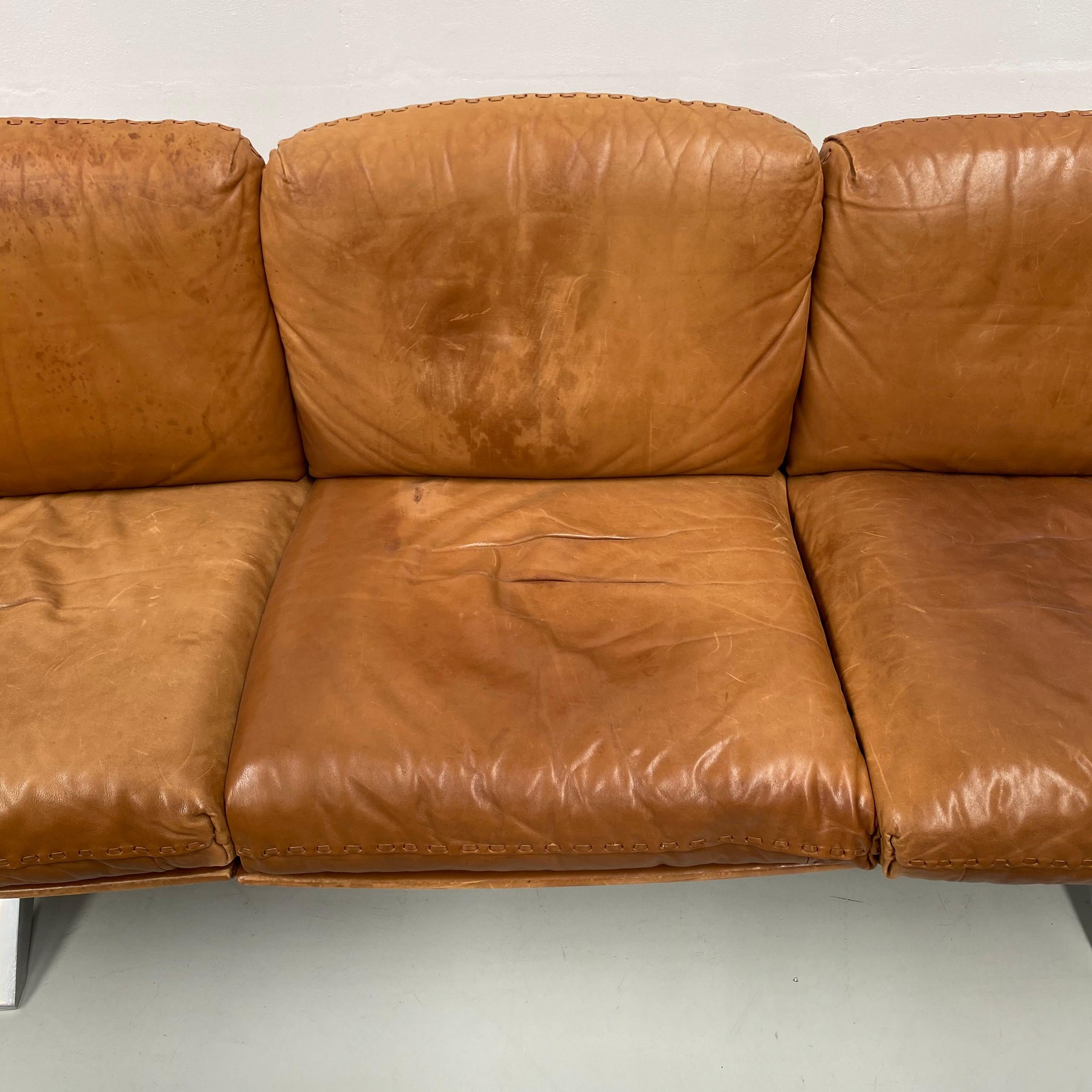 Mid-Century Modern Vintage Swiss DS-31 3-Seater Sofa in Cognac Leather by Desede, 1970s